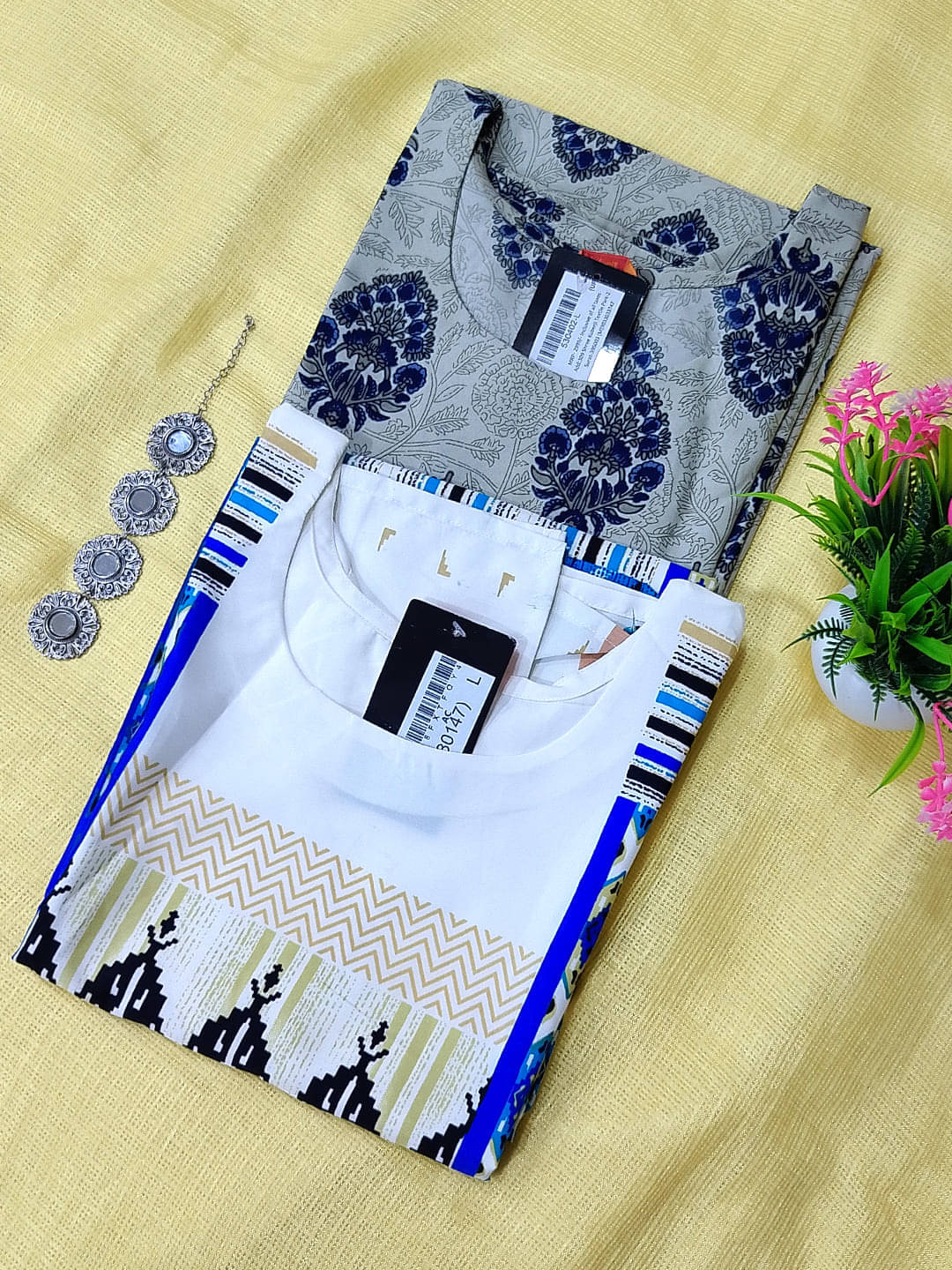 Ethnicbasket Pack of 2 Crepe Printed Straight Women's Kurti - ( Multicolor4 ) Ethnicbasket Pack of 2 Crepe Printed Straight Women's Kurti - ( Multicolor4 )