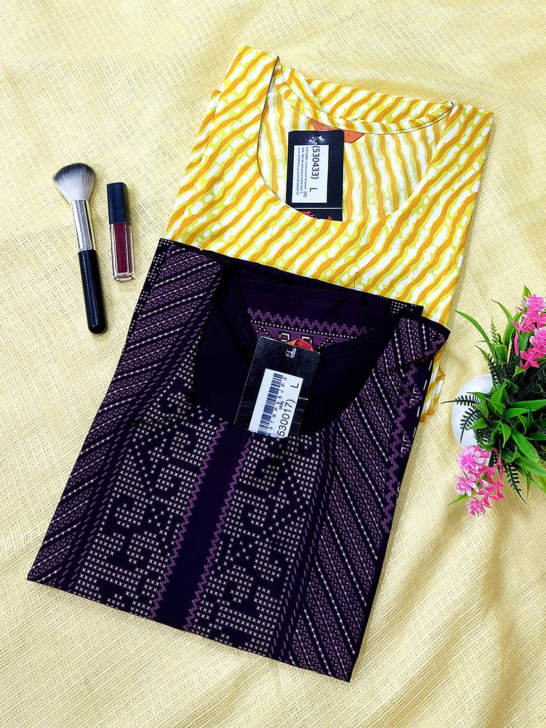 1 Stop Fashion Pack of 2 Crepe Printed Straight Women's Kurti - ( Multicolor3 )     			1 Stop Fashion Pack of 2 Crepe Printed Straight Women's Kurti - ( Multicolor3 )