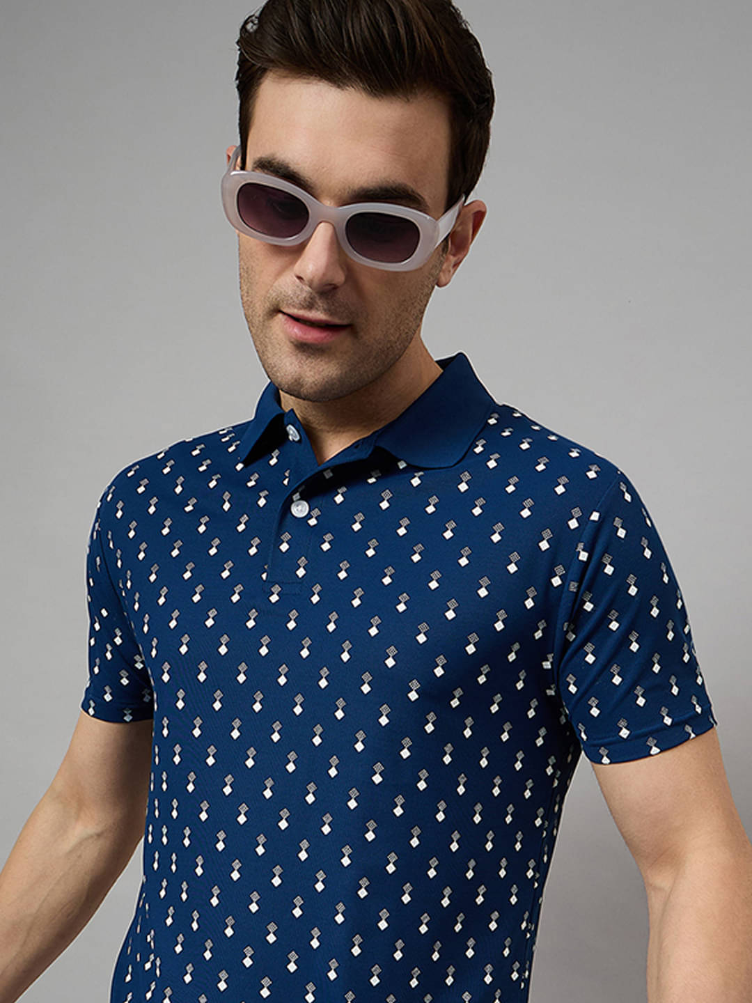 BRONATION Pack of 1 Cotton Blend Regular Fit Printed Half Sleeves Men's Polo T Shirt ( Navy Blue ) BRONATION Pack of 1 Cotton Blend Regular Fit Printed Half Sleeves Men's Polo T Shirt ( Navy Blue )