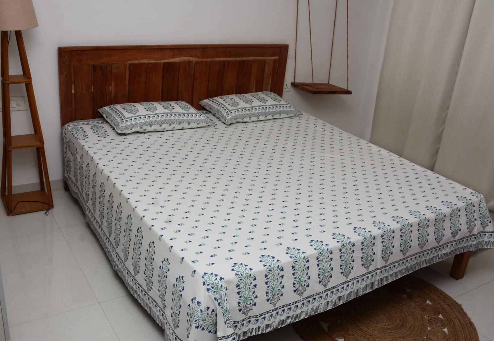 Dreamsheet Cotton 1 Double King Bedsheet with 2 Pillow Covers ( Blue ) Dreamsheet Cotton 1 Double King Bedsheet with 2 Pillow Covers ( Blue )