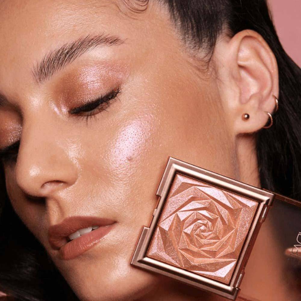     			Korean Face Highlighter Makeup Single Palette Pressed Shimmer Powder - Illuminating Golden Highlighter