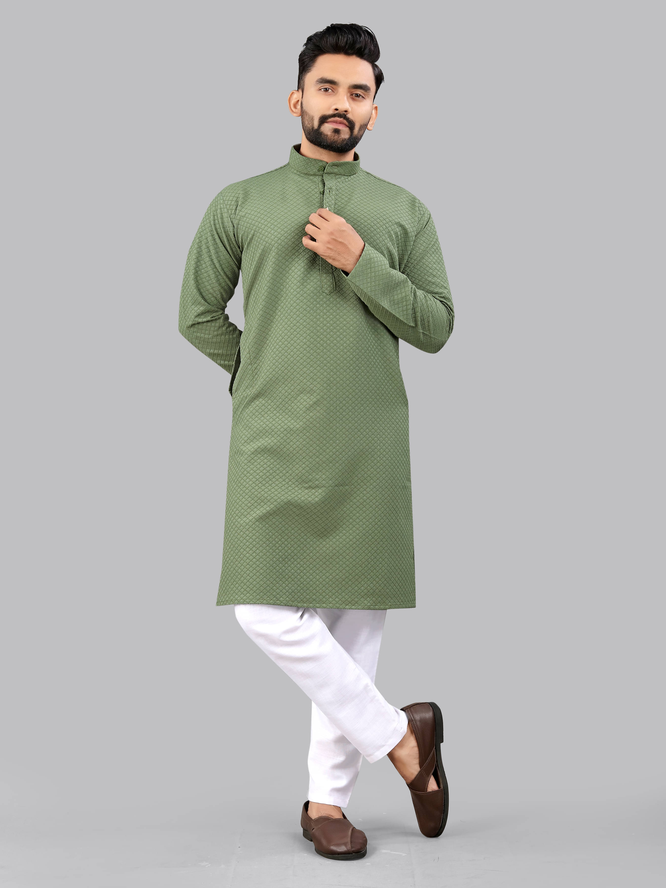 allan peter Green Cotton Blend Men's Regular Kurta ( Pack of 1 ) allan peter Green Cotton Blend Men's Regular Kurta ( Pack of 1 )