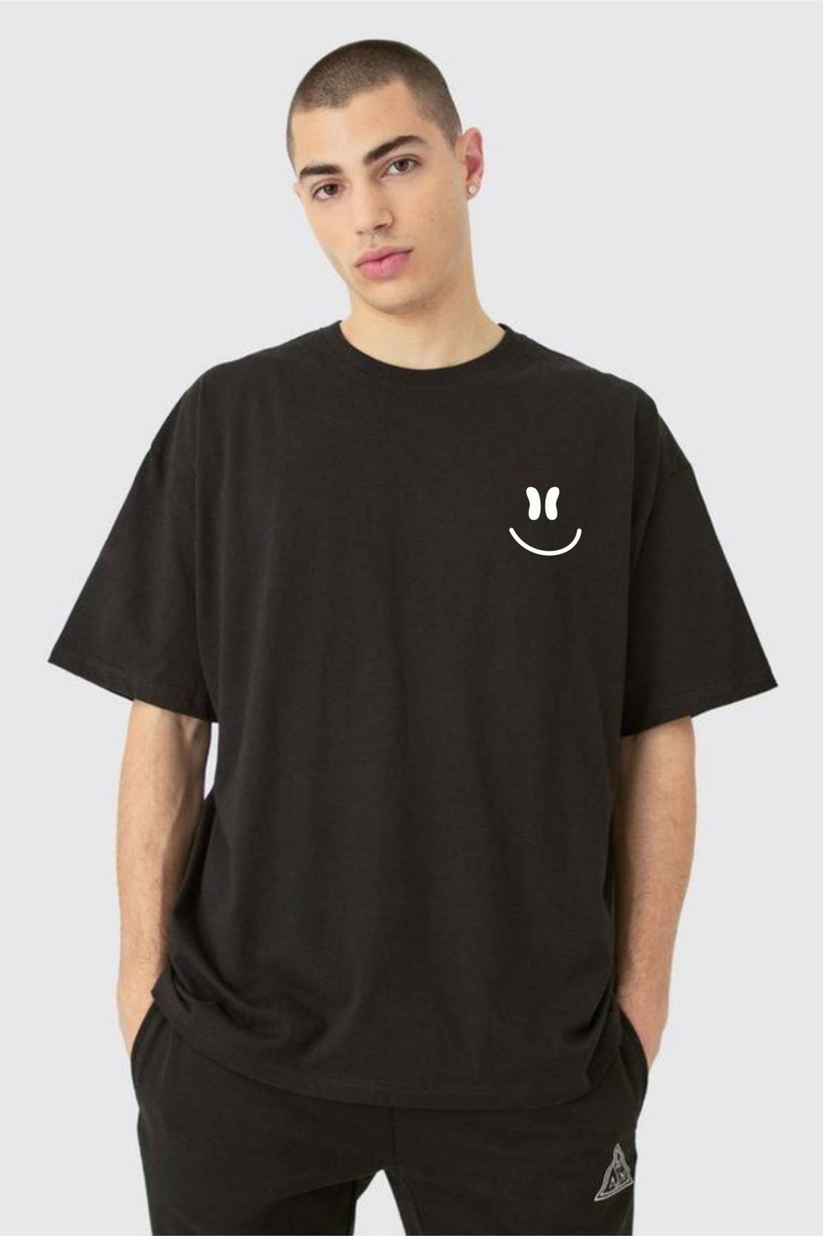     			ekadravin Cotton Oversized Fit Solid Half Sleeves Men's Round T-Shirt - Black ( Pack of 1 )