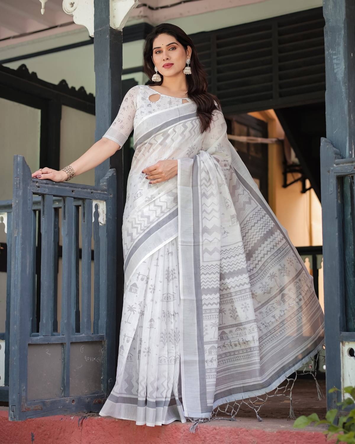 Almaari Fashion Linen Printed Saree With Unstitched Blouse Piece ( Multicolor )     			Almaari Fashion Linen Printed Saree With Unstitched Blouse Piece ( Multicolor )