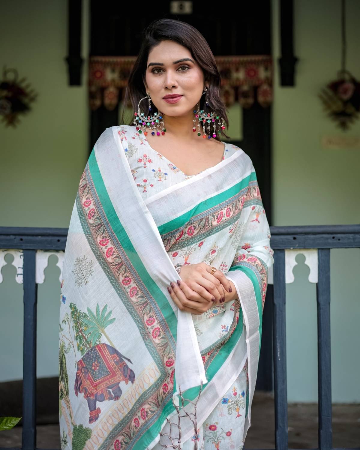     			Almaari Fashion Linen Printed Saree With Unstitched Blouse Piece ( Multicolor )