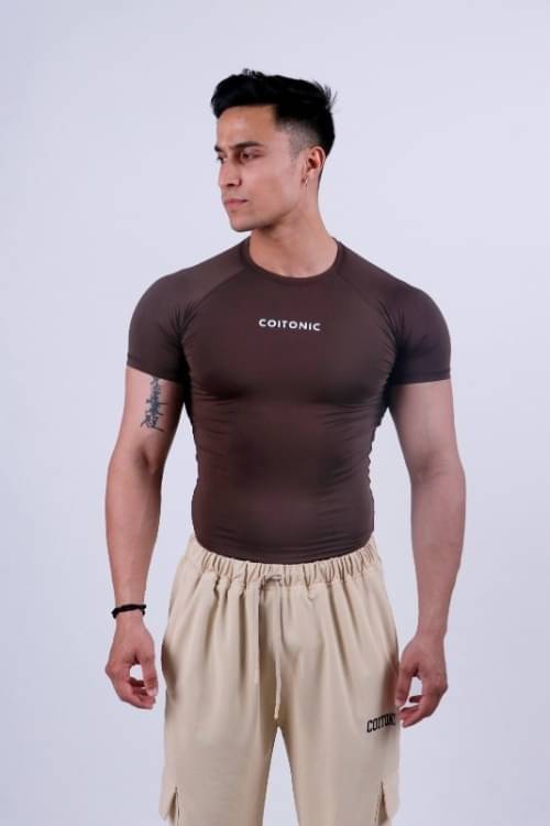 Coitonic Brown Polyester Slim Fit Men's Compression T-Shirt ( Pack of 1 )     			Coitonic Brown Polyester Slim Fit Men's Compression T-Shirt ( Pack of 1 )