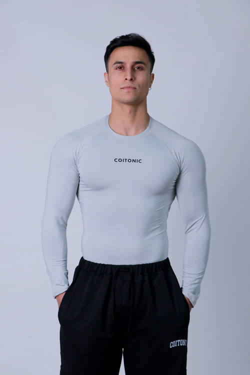 Coitonic Light Grey Polyester Slim Fit Men's Compression T-Shirt ( Pack of 1 ) Coitonic Light Grey Polyester Slim Fit Men's Compression T-Shirt ( Pack of 1 )