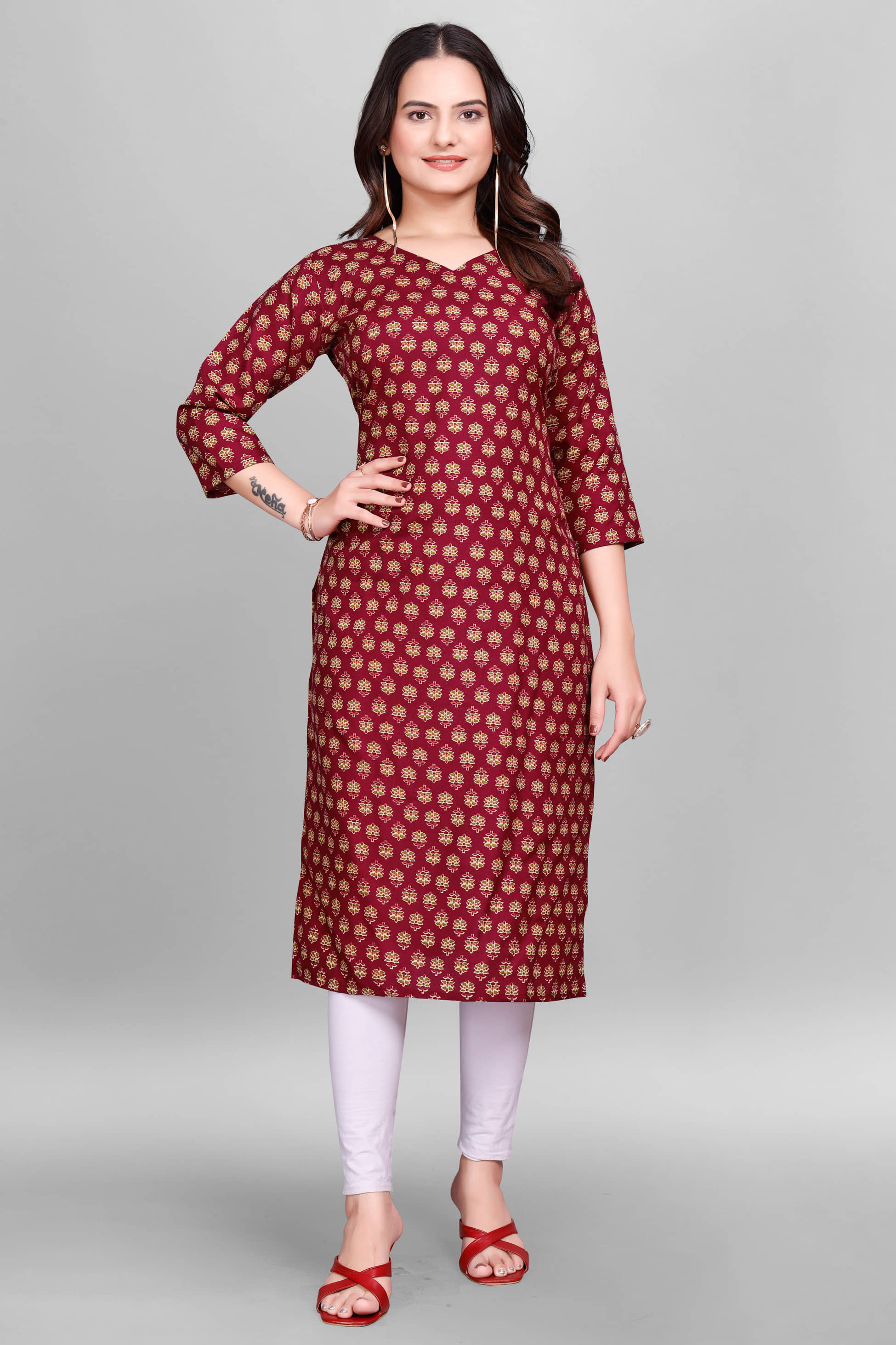 Devakii Pack of 1 Cotton Blend Printed Straight Women's Kurti - ( Maroon ) - Kurtis, Tunics | Buy online on ZillyBuy