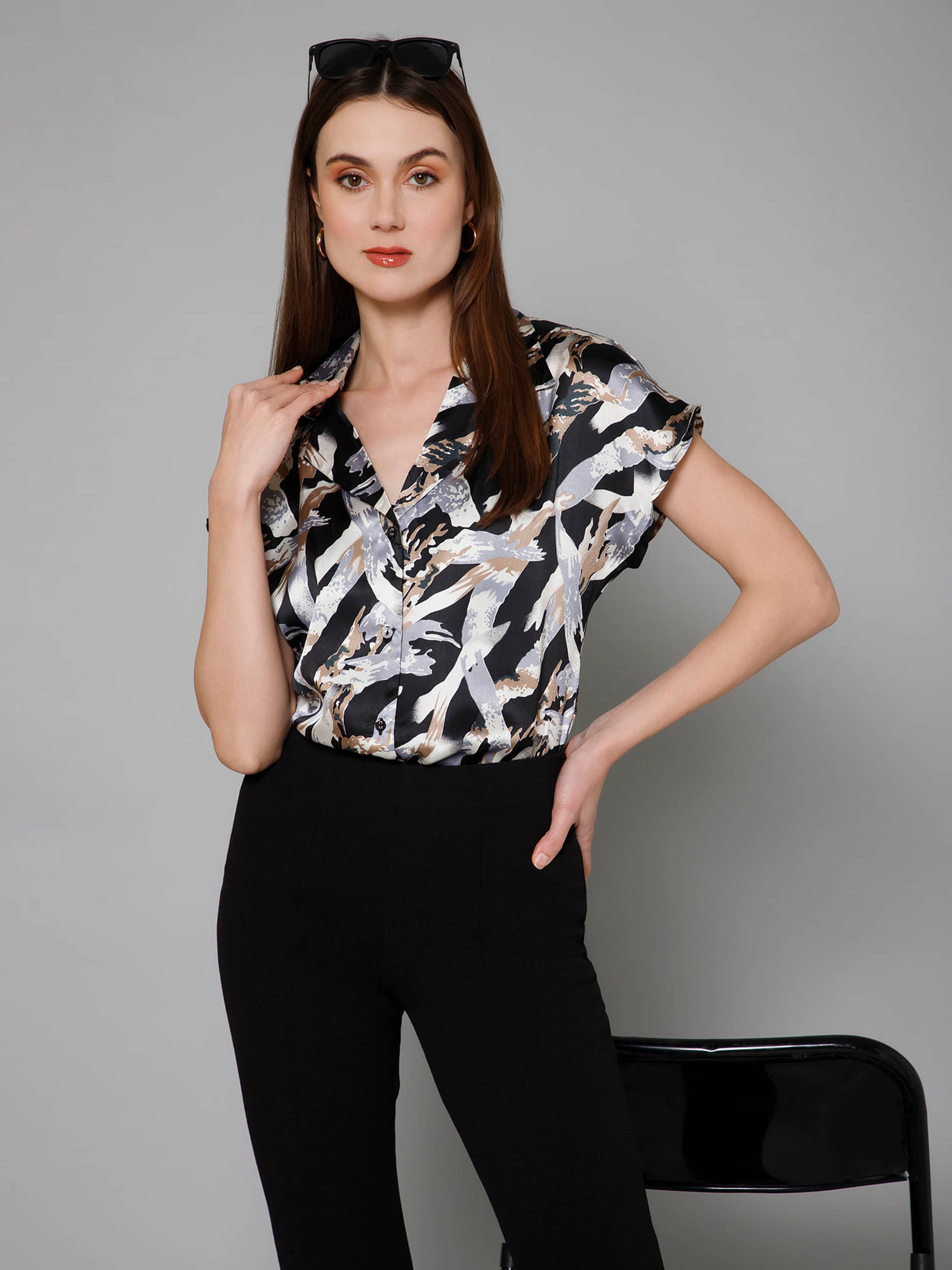     			Purys Women Printed Satin Shirt ( Black )
