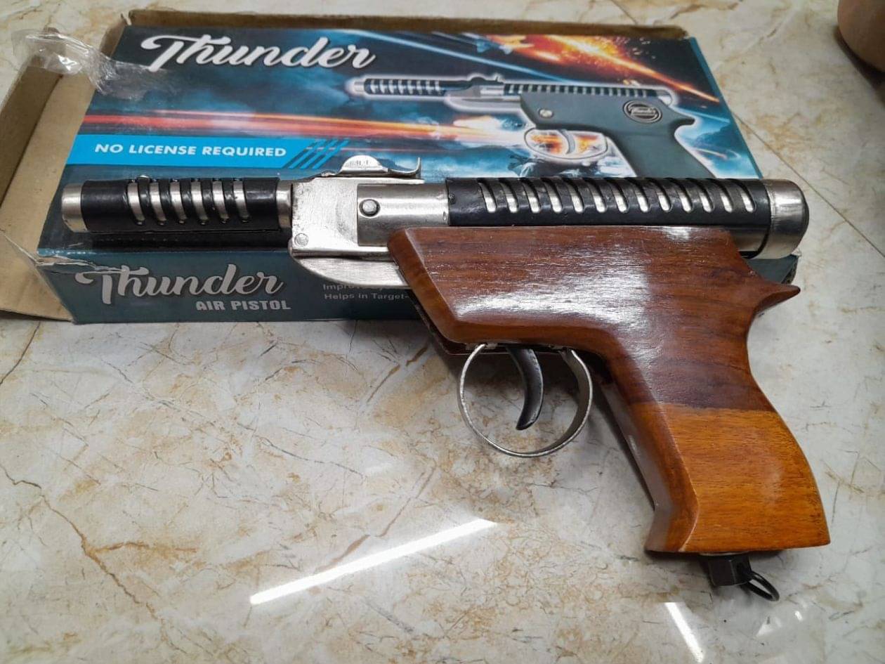 Thunder 07 Air Gun Air Pistol 200 Pellets Free Cover Free Thunder 07 Air Gun Air Pistol 200 Pellets Free Cover Free