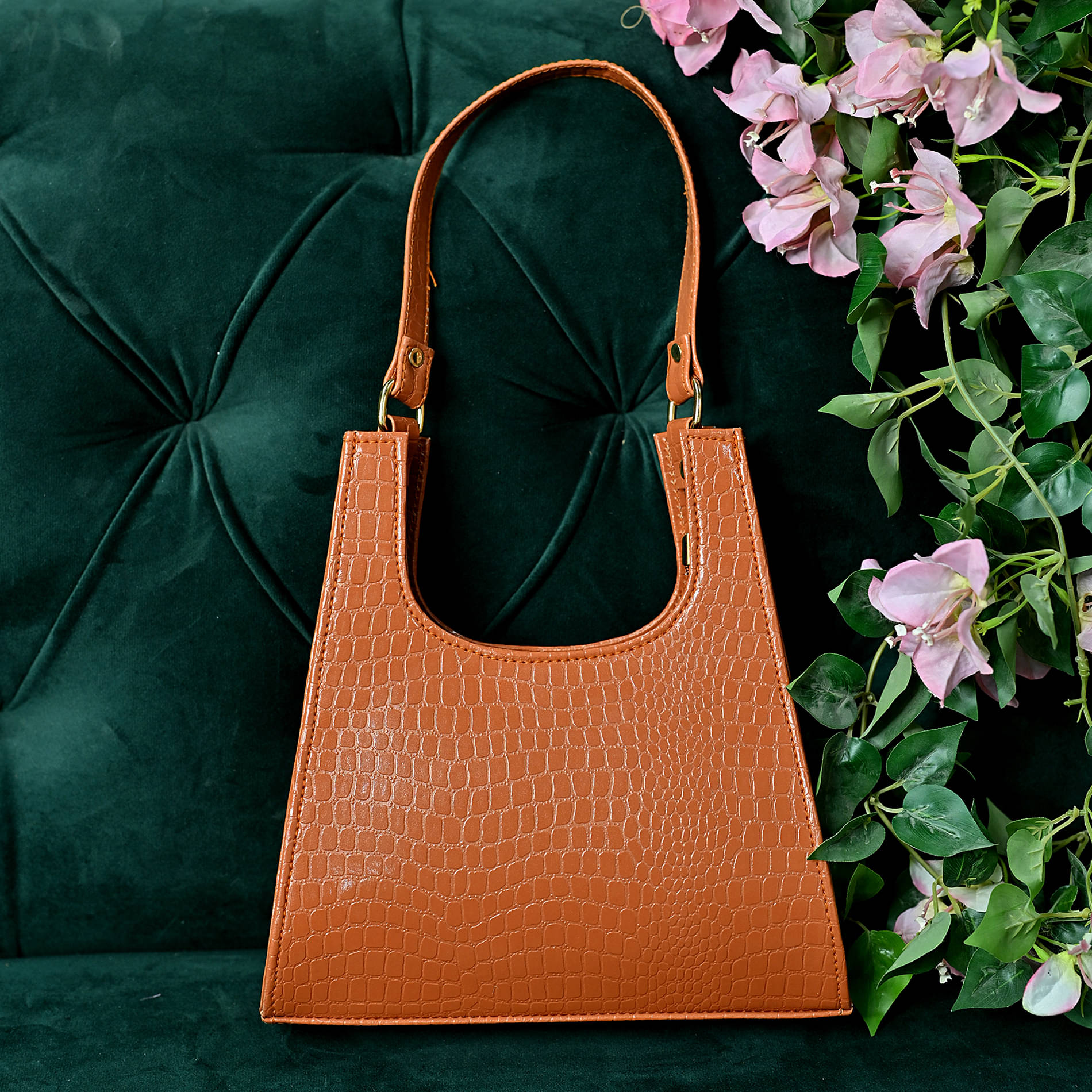     			Tyesco Shoulder Bag PU Set of 1 ( Brown )