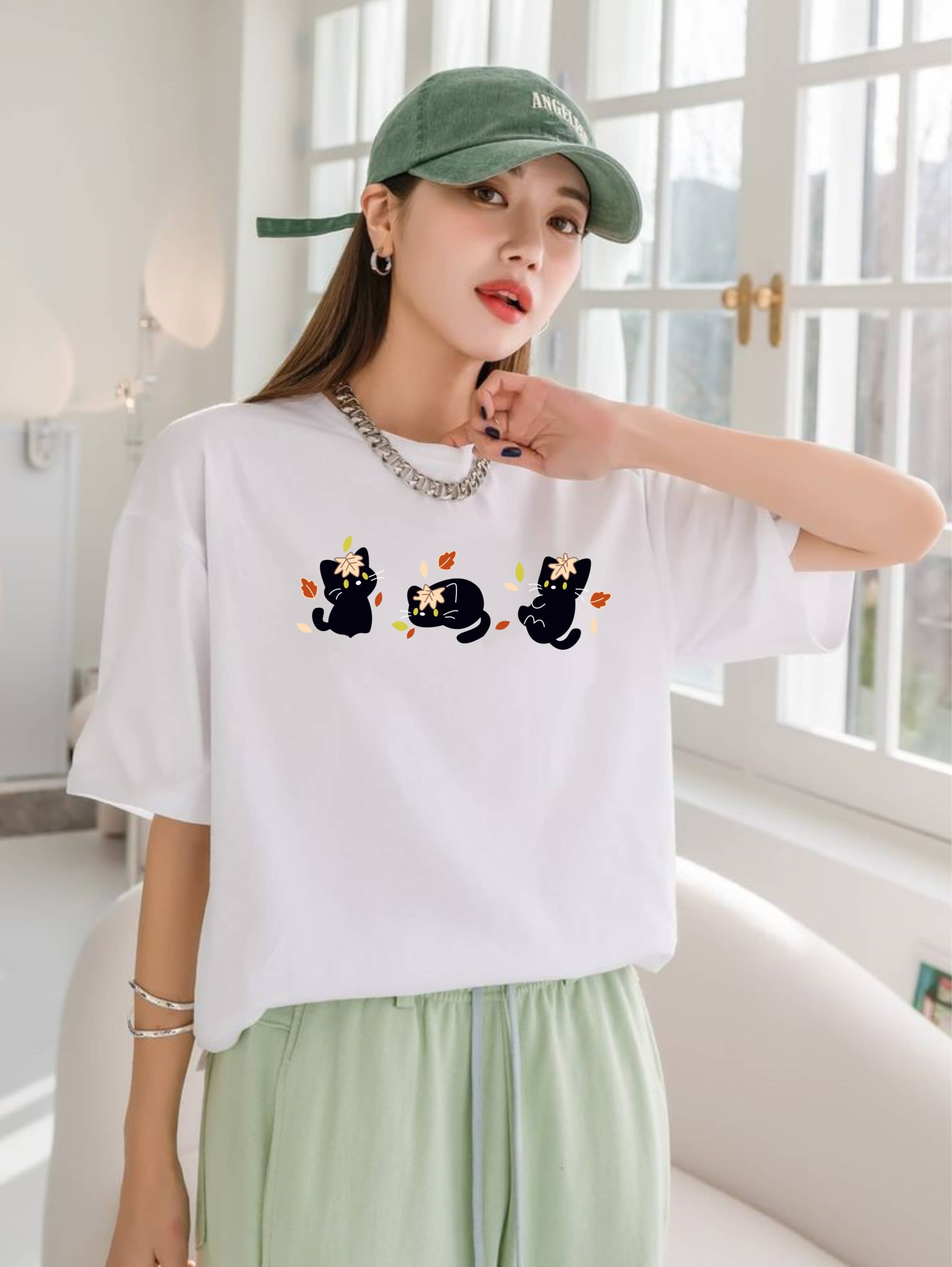     			ekadravin Women Cotton Printed Oversized Fit Round Neck T-Shirt ( White )