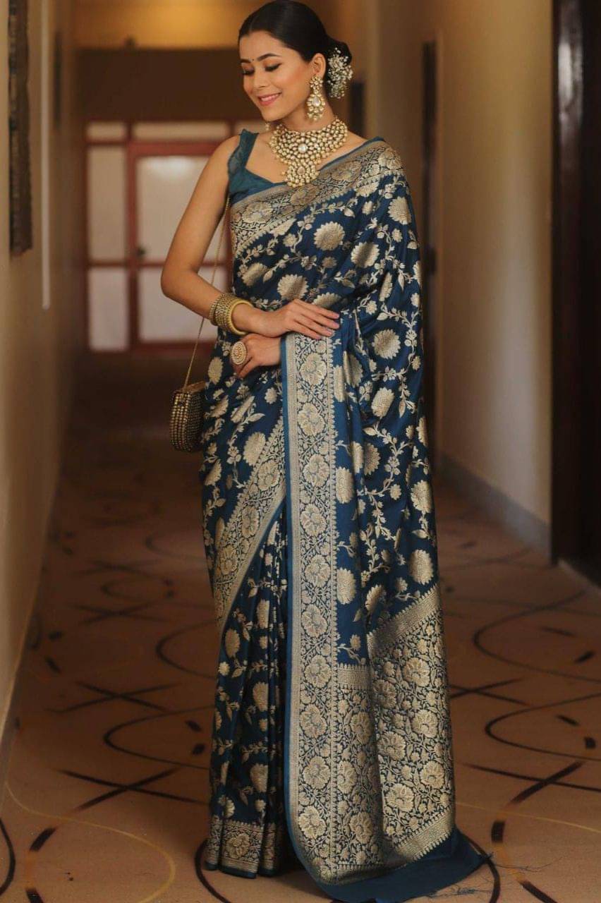 roop lavanya Kanjivaram Silk Woven Saree With Unstitched Blouse Piece ( Navy Blue )     			roop lavanya Kanjivaram Silk Woven Saree With Unstitched Blouse Piece ( Navy Blue )