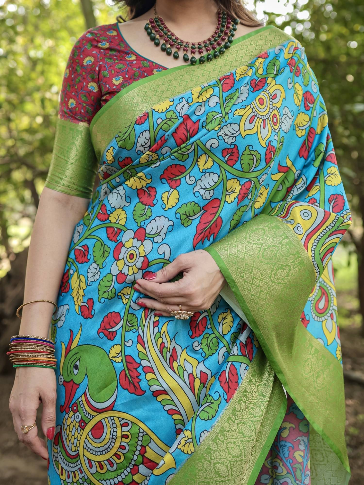 Almaari Fashion Cotton Silk Printed Saree With Unstitched Blouse Piece ( Green ) Almaari Fashion Cotton Silk Printed Saree With Unstitched Blouse Piece ( Green )