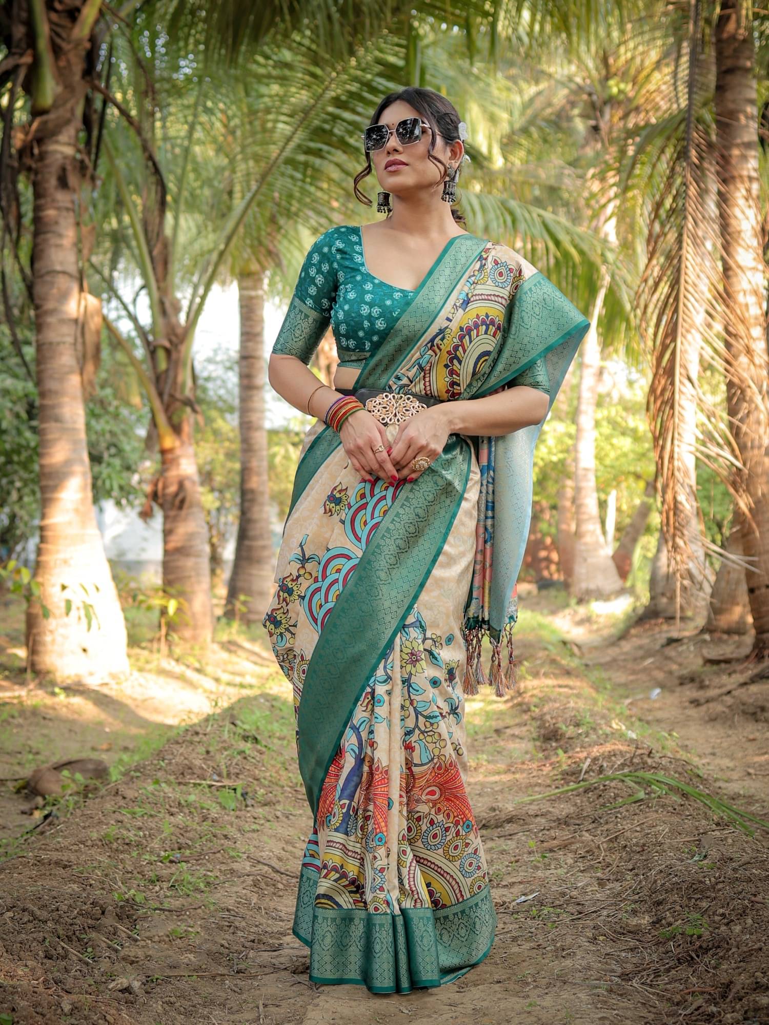     			Almaari Fashion Cotton Silk Printed Saree With Unstitched Blouse Piece ( Cream )