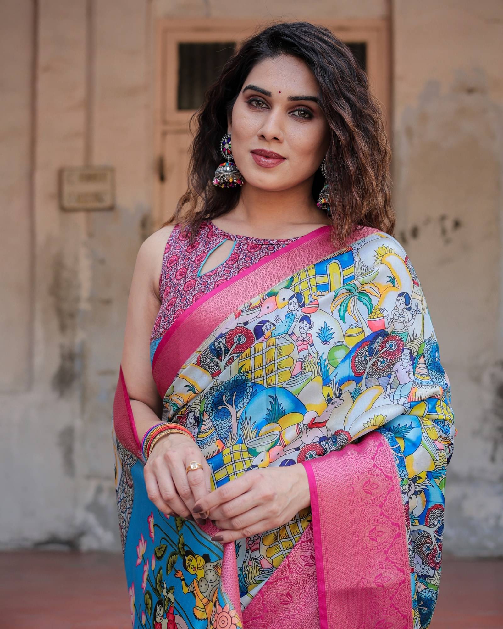 Almaari Fashion Cotton Silk Printed Saree With Unstitched Blouse Piece ( White ) Almaari Fashion Cotton Silk Printed Saree With Unstitched Blouse Piece ( White )