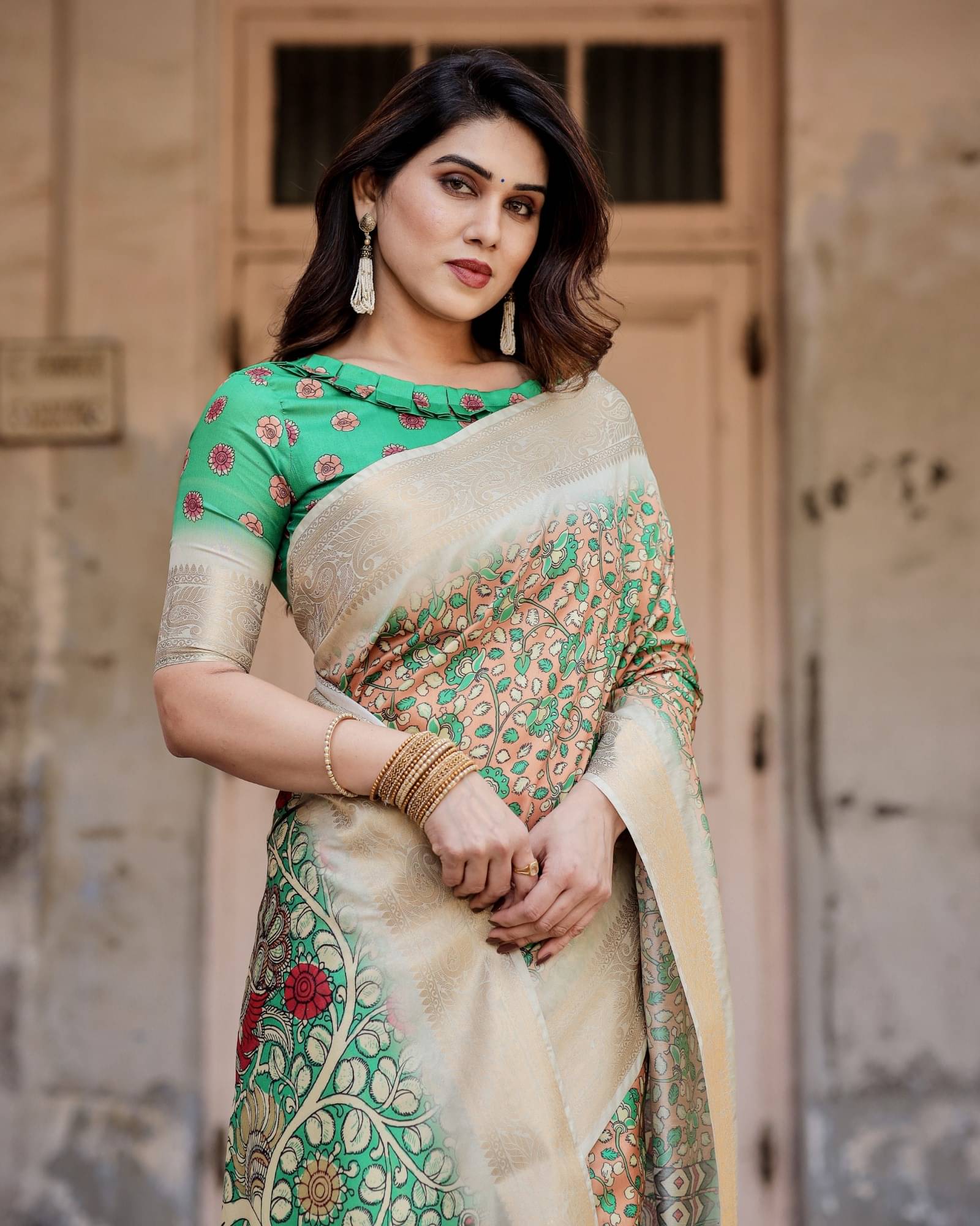     			Almaari Fashion Cotton Silk Printed Saree With Unstitched Blouse Piece ( Green )
