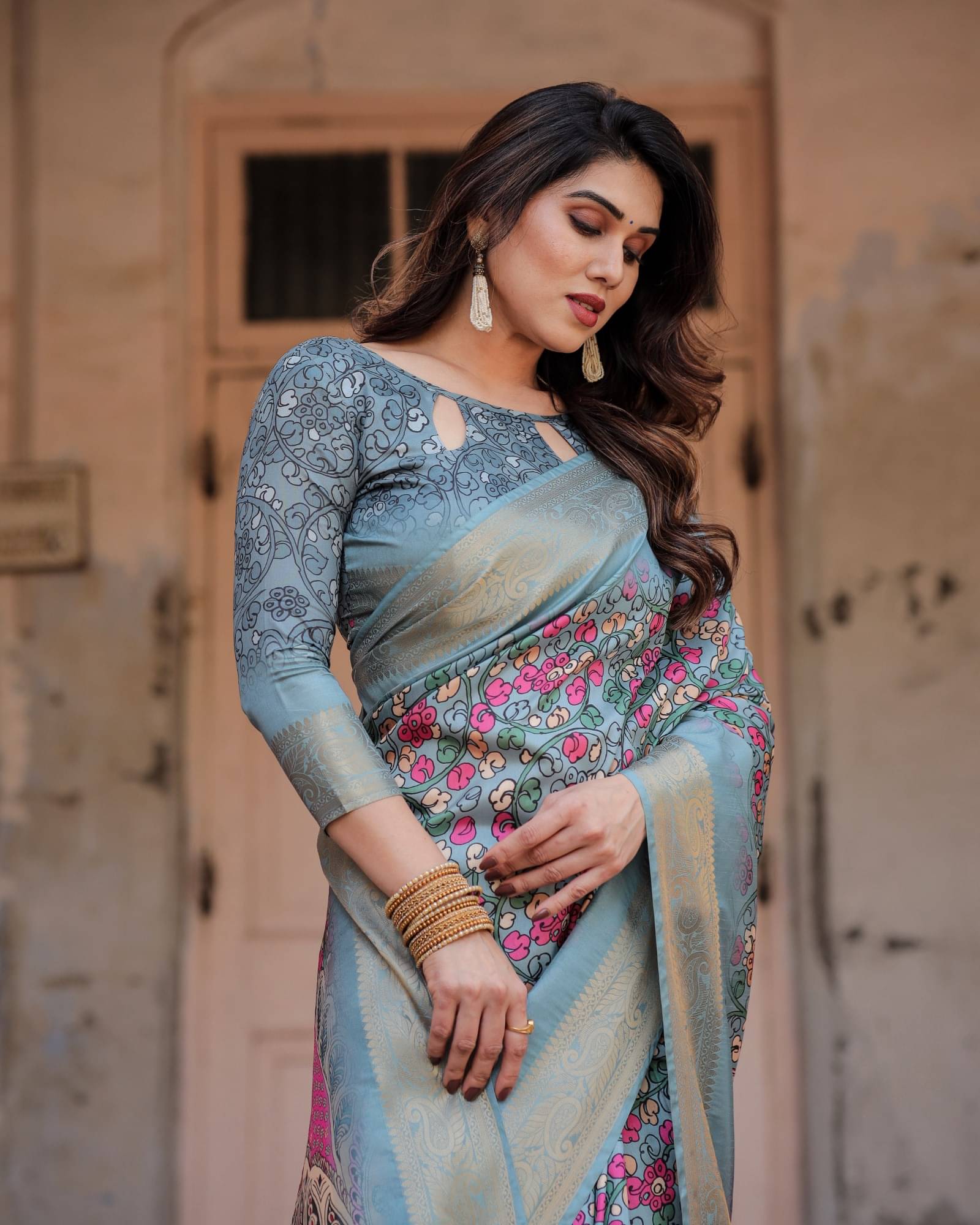     			Almaari Fashion Cotton Silk Printed Saree With Unstitched Blouse Piece ( Grey )