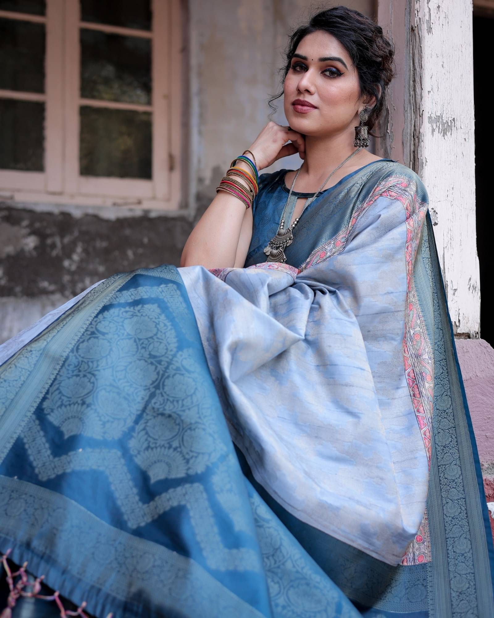 Almaari Fashion Cotton Silk Printed Saree With Unstitched Blouse Piece ( Blue ) Almaari Fashion Cotton Silk Printed Saree With Unstitched Blouse Piece ( Blue )