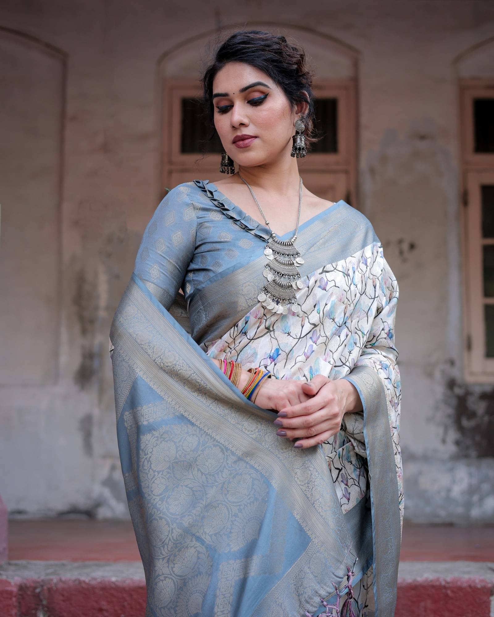     			Almaari Fashion Cotton Silk Printed Saree With Unstitched Blouse Piece ( Grey )
