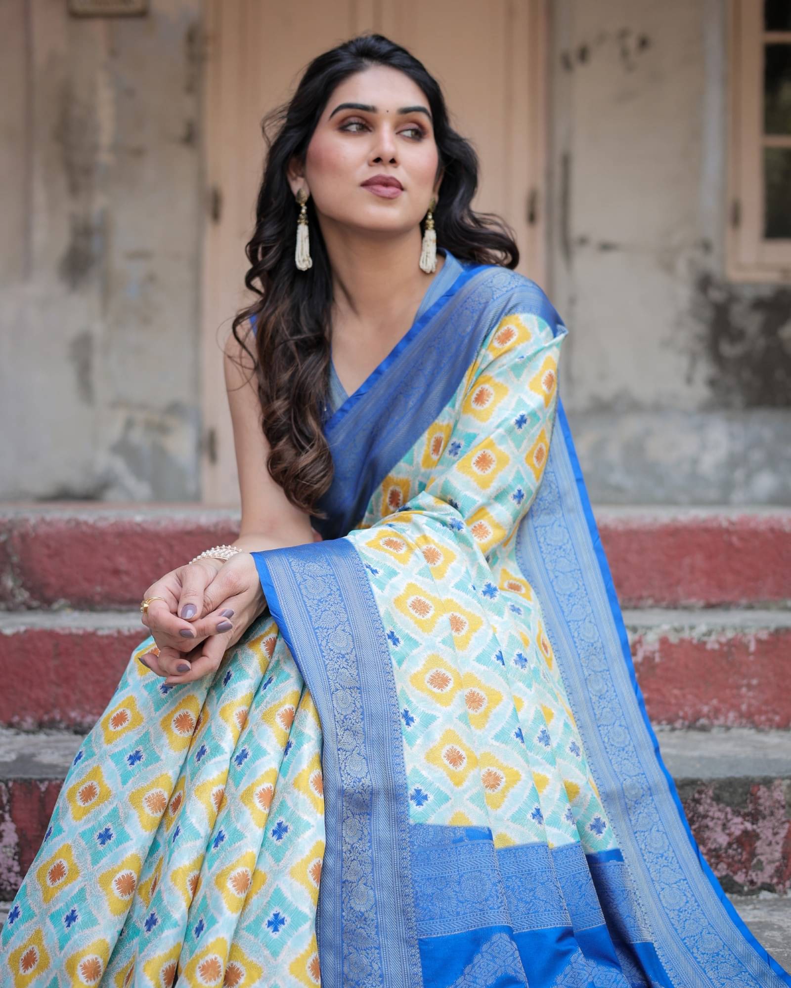     			Almaari Fashion Cotton Silk Printed Saree With Unstitched Blouse Piece ( White )