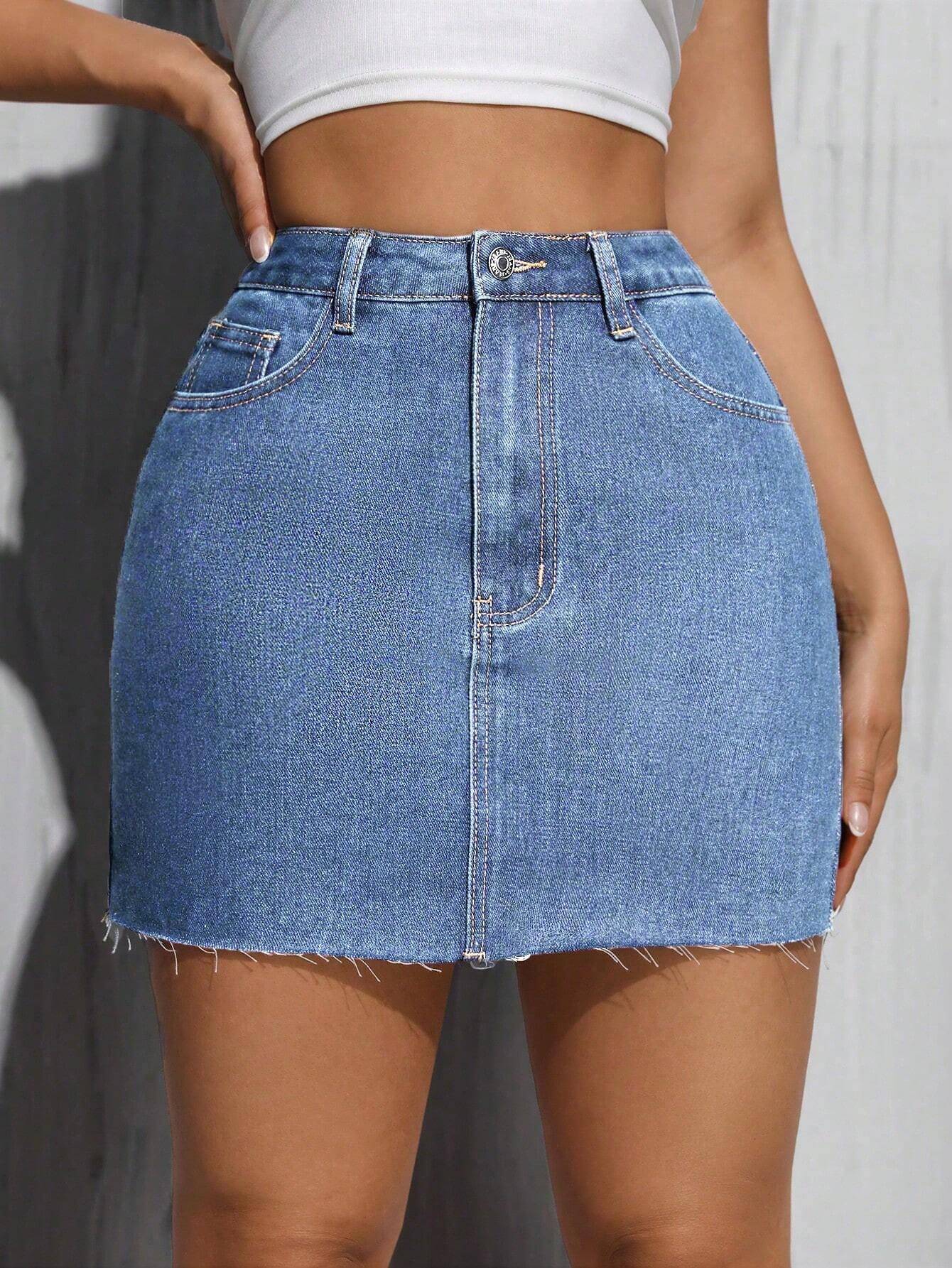     			Aahwan Blue Denim Women's Straight Skirt ( Pack of 1 )