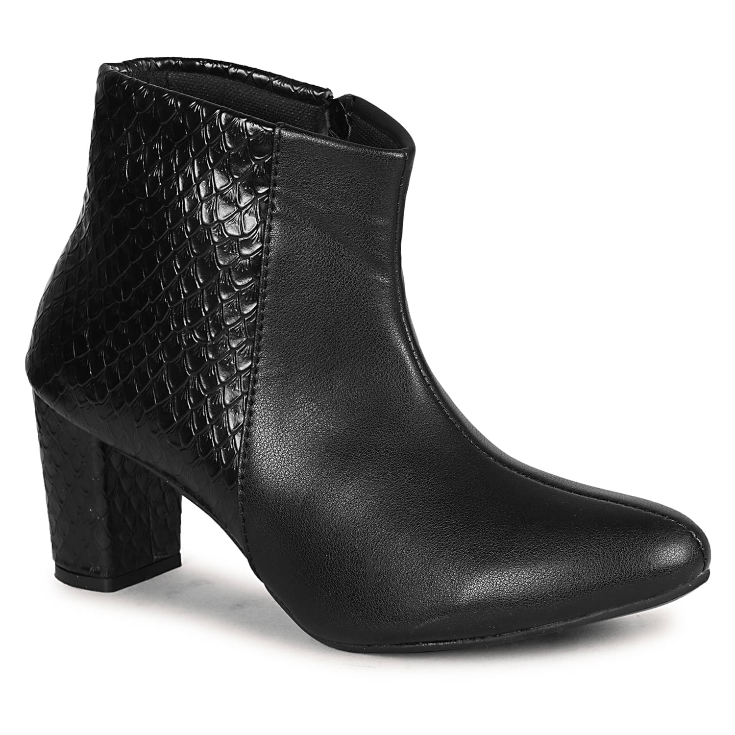     			Commander Shoes Black Women's Ankle Length Boots