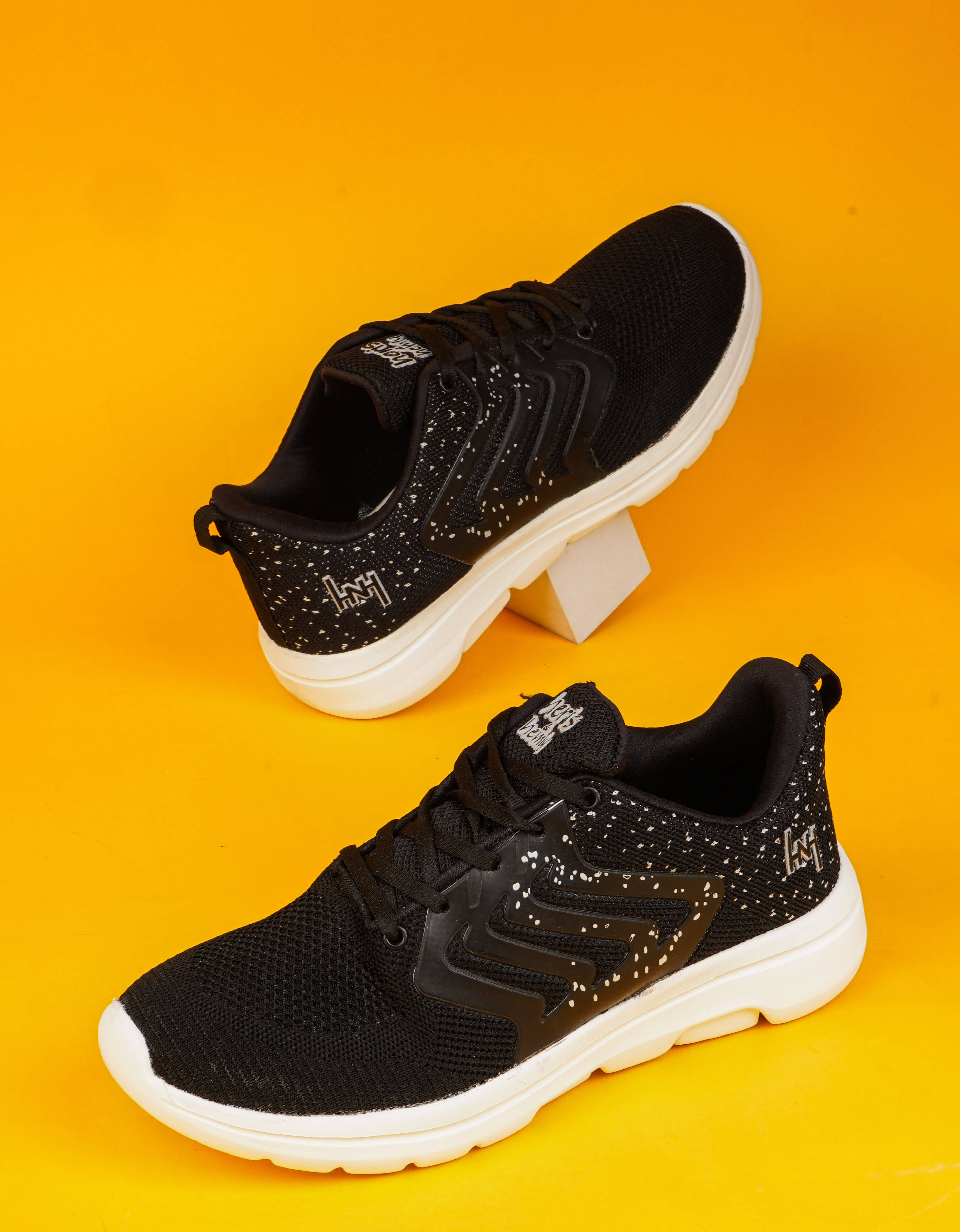 Heris & Hemly HNH-7006_Black Black Men's Sports Running Shoes - Sports Shoes | Buy online on ZillyBuy