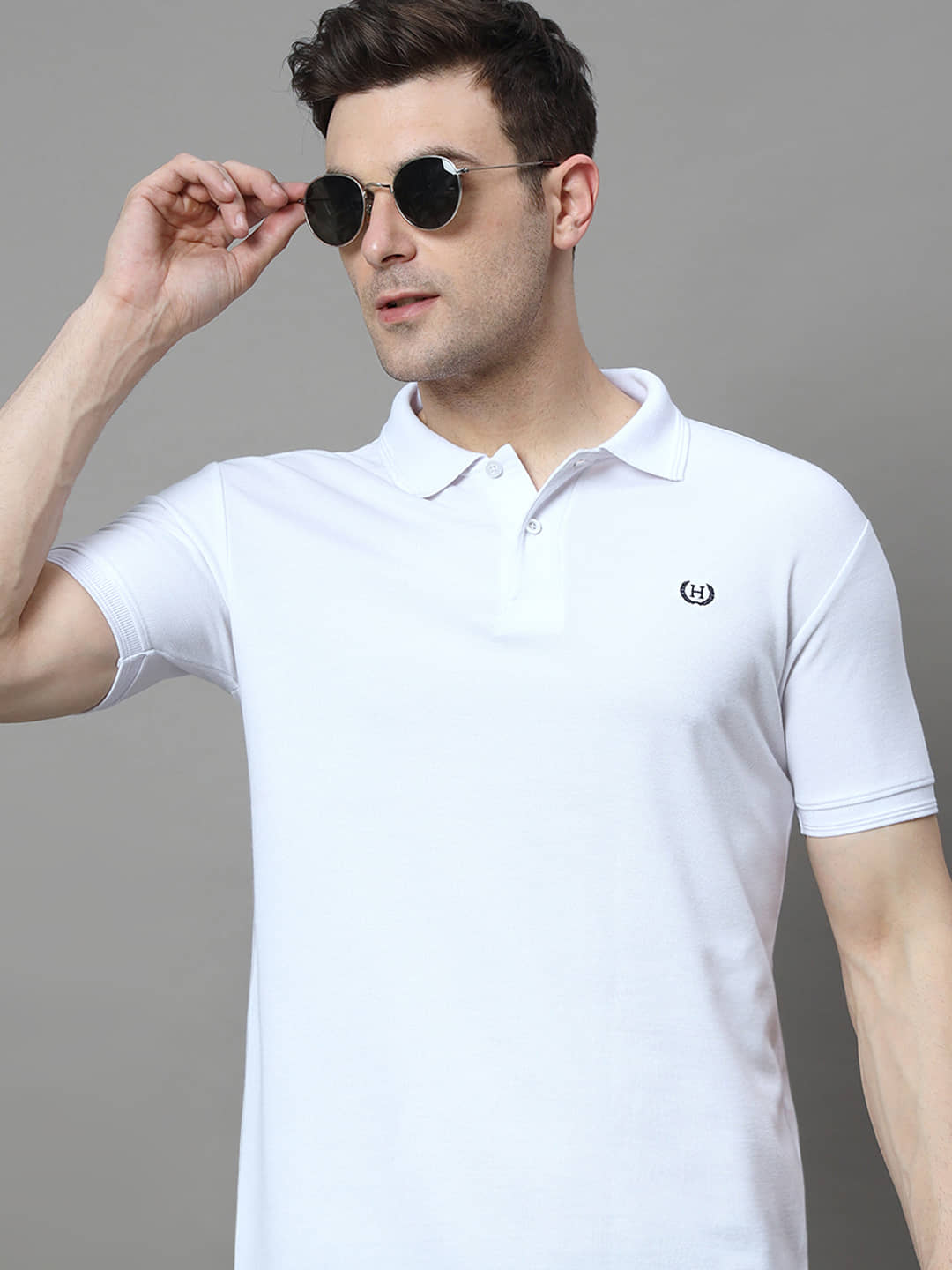 Hushbucks Pack of 1 Cotton Blend Regular Fit Solid Half Sleeves Men's Polo T Shirt ( White )