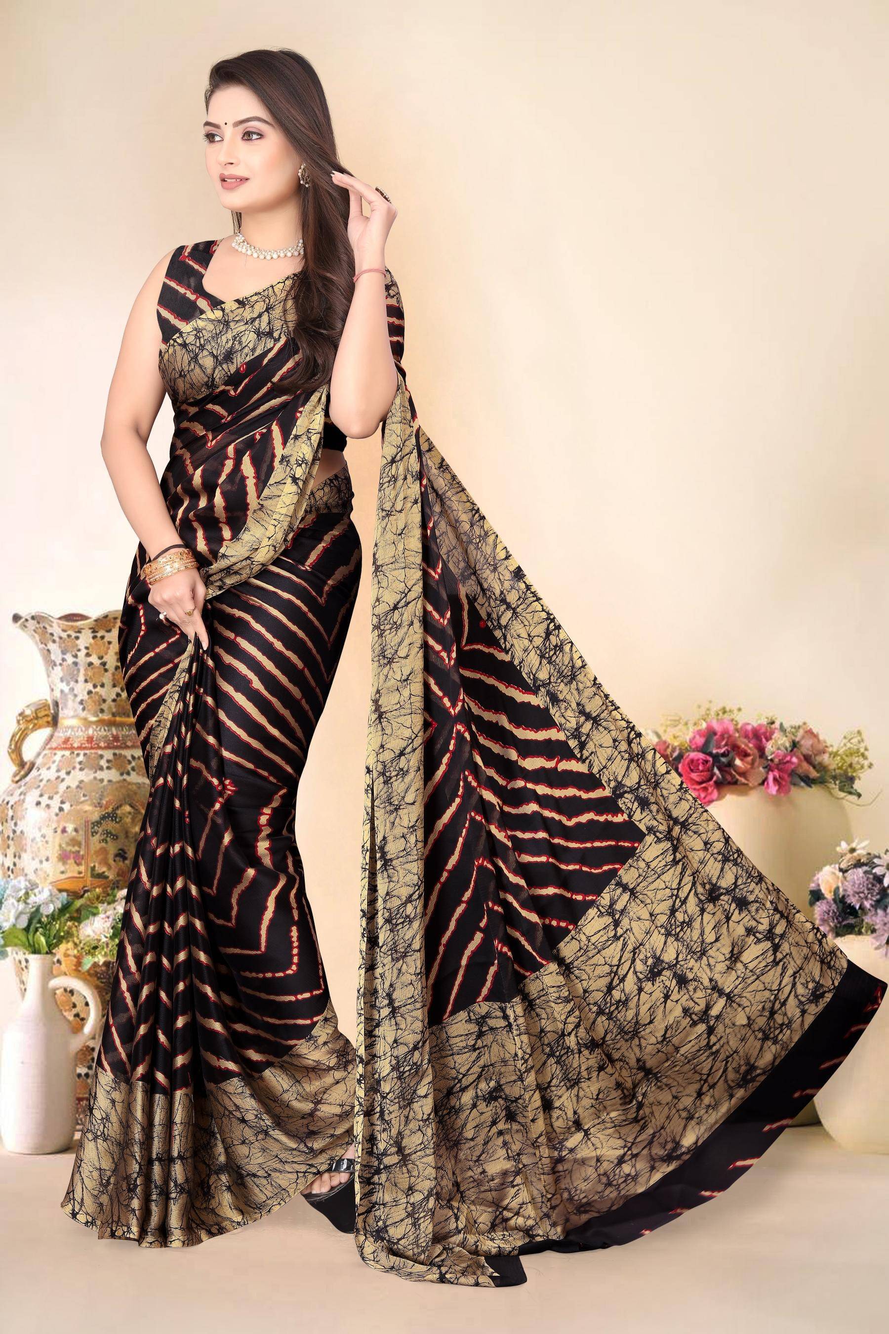 Magneitta Chiffon Printed Saree With Unstitched Blouse Piece ( Black ) Magneitta Chiffon Printed Saree With Unstitched Blouse Piece ( Black )