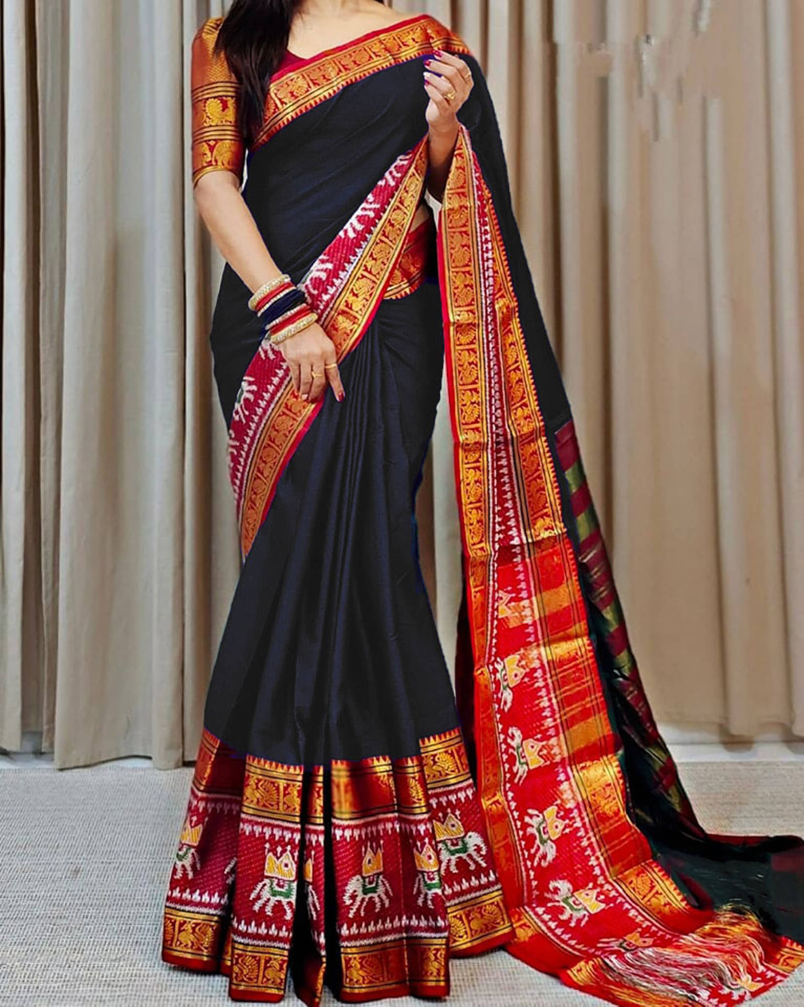 Magneitta Cotton Silk Woven Saree With Unstitched Blouse Piece ( Black ) Magneitta Cotton Silk Woven Saree With Unstitched Blouse Piece ( Black )