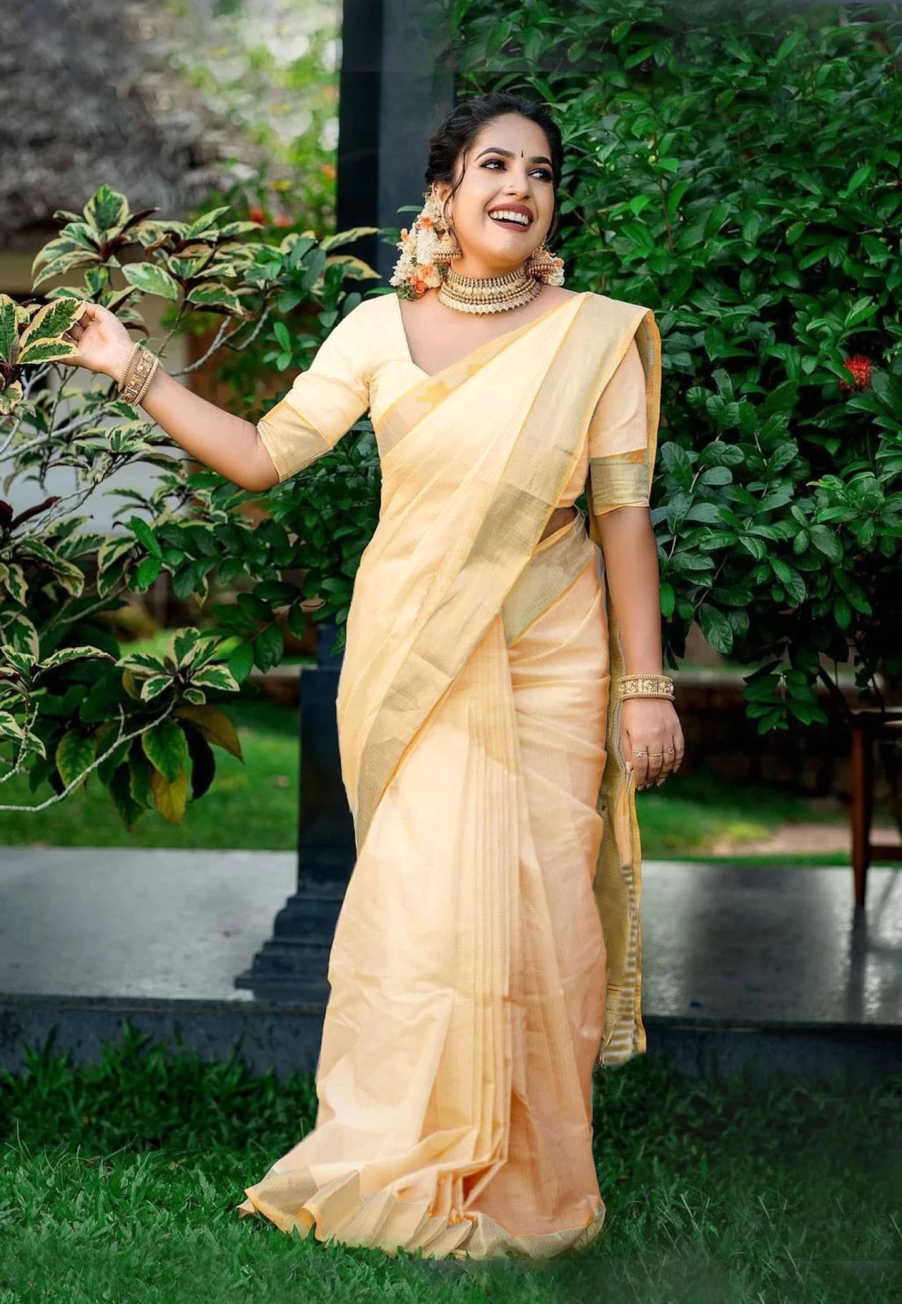 Magneitta Cotton Solid Saree With Unstitched Blouse Piece ( Beige ) - Sarees | Buy online on ZillyBuy