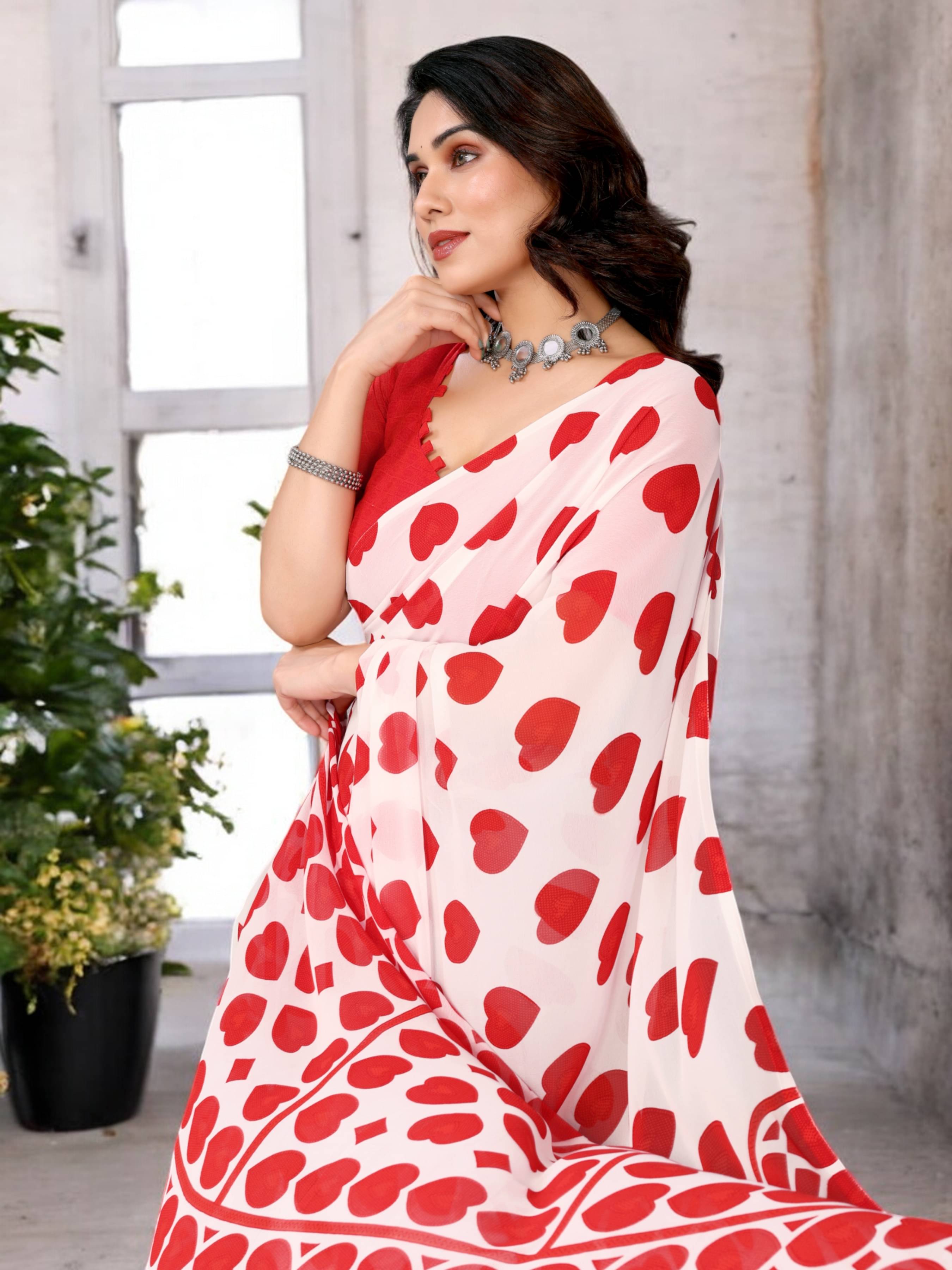     			TTH Georgette Printed Saree With Unstitched Blouse Piece ( Red )