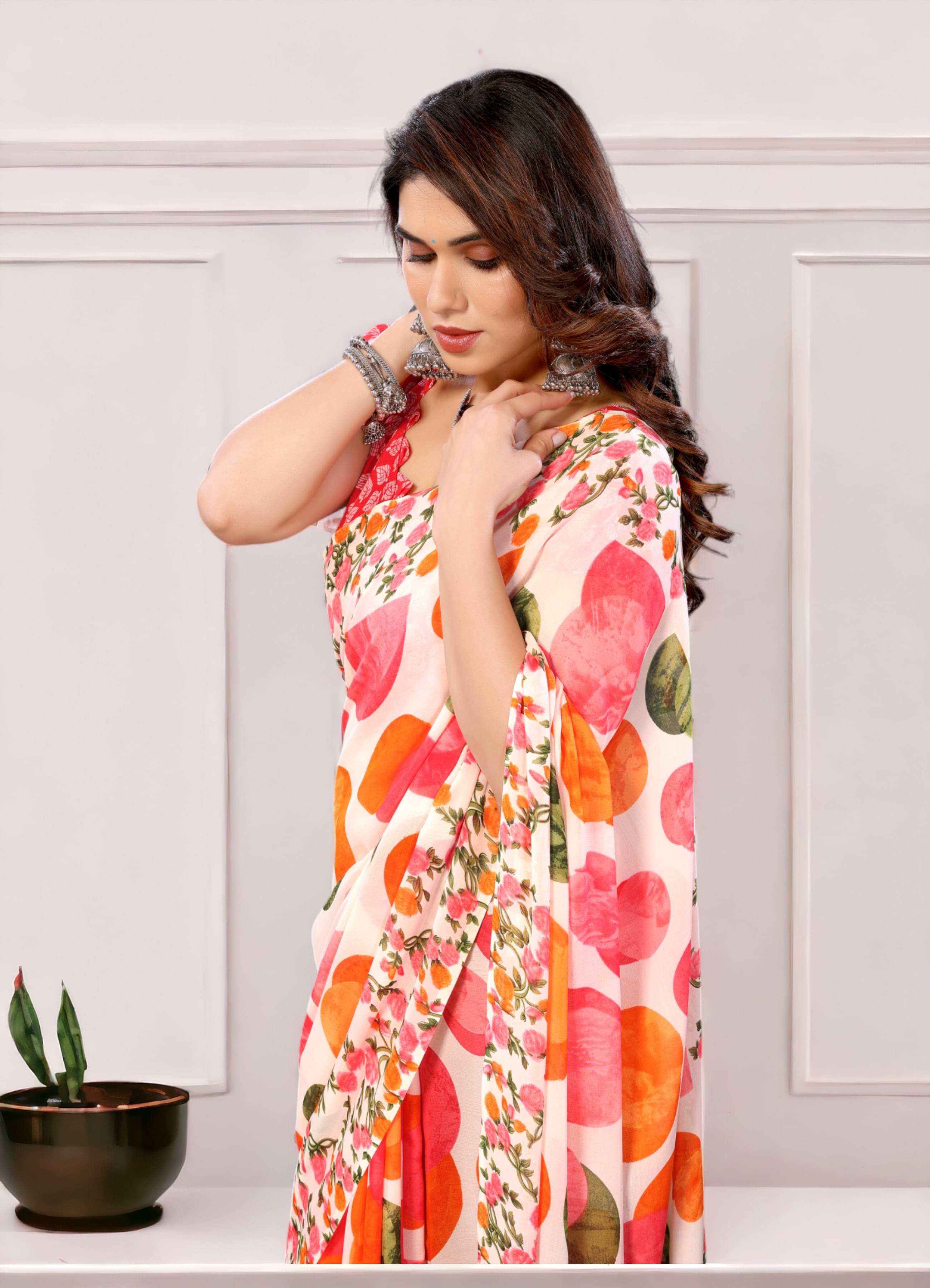     			TTH Georgette Printed Saree With Unstitched Blouse Piece ( Cream )