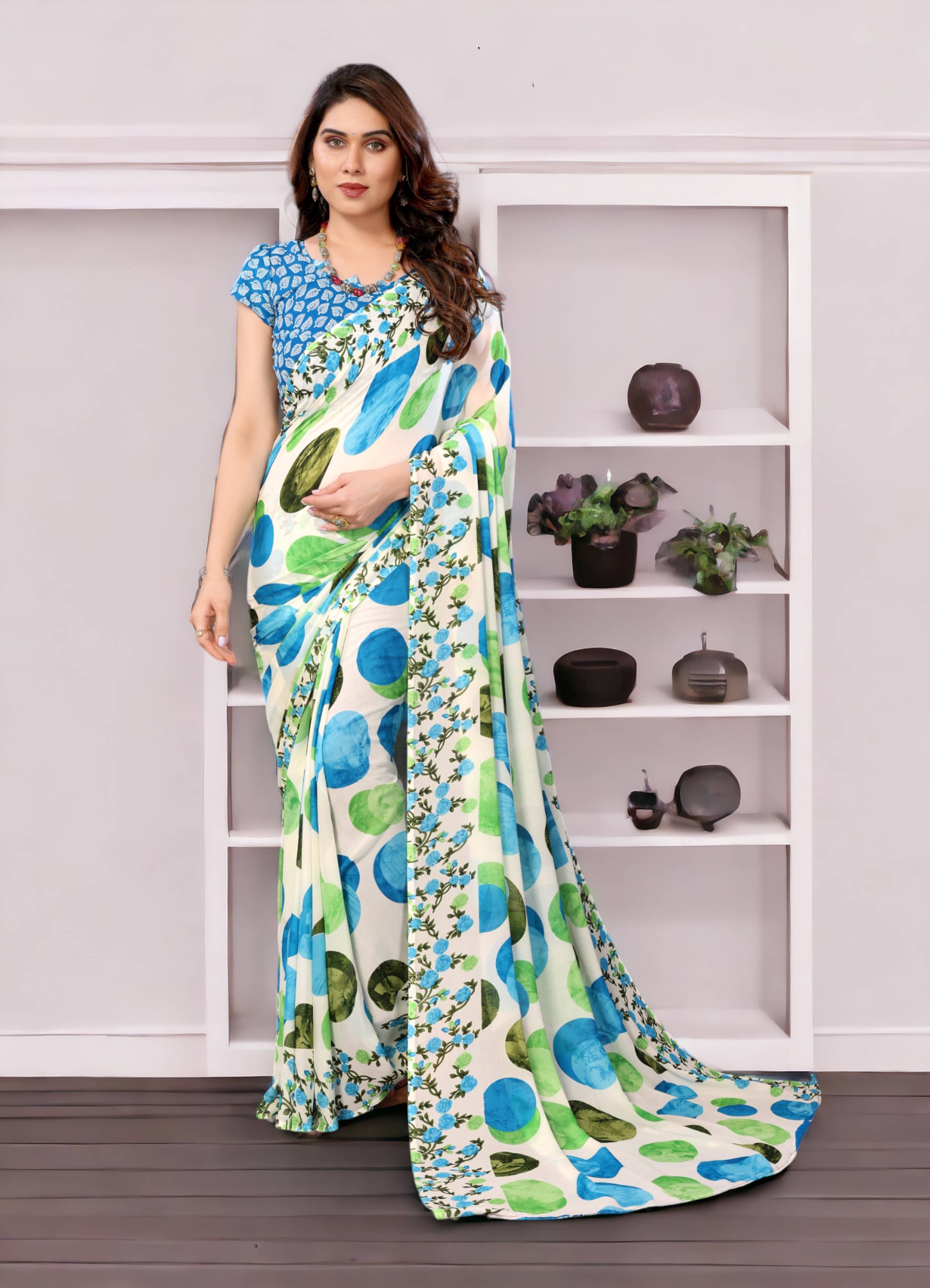 TTH Georgette Printed Saree With Unstitched Blouse Piece ( Cream ) TTH Georgette Printed Saree With Unstitched Blouse Piece ( Cream )