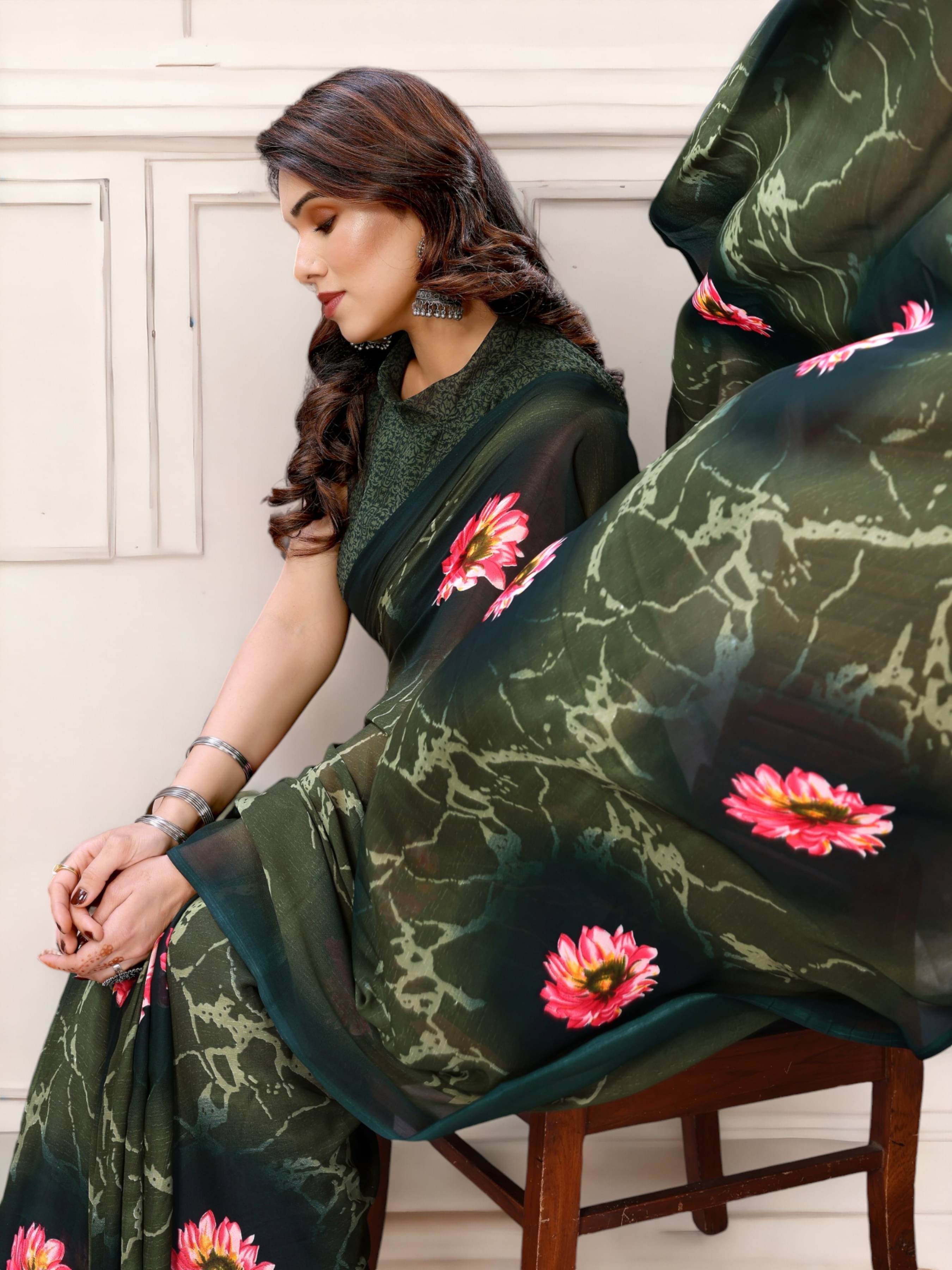 TTH Georgette Printed Saree With Unstitched Blouse Piece ( Green ) TTH Georgette Printed Saree With Unstitched Blouse Piece ( Green )