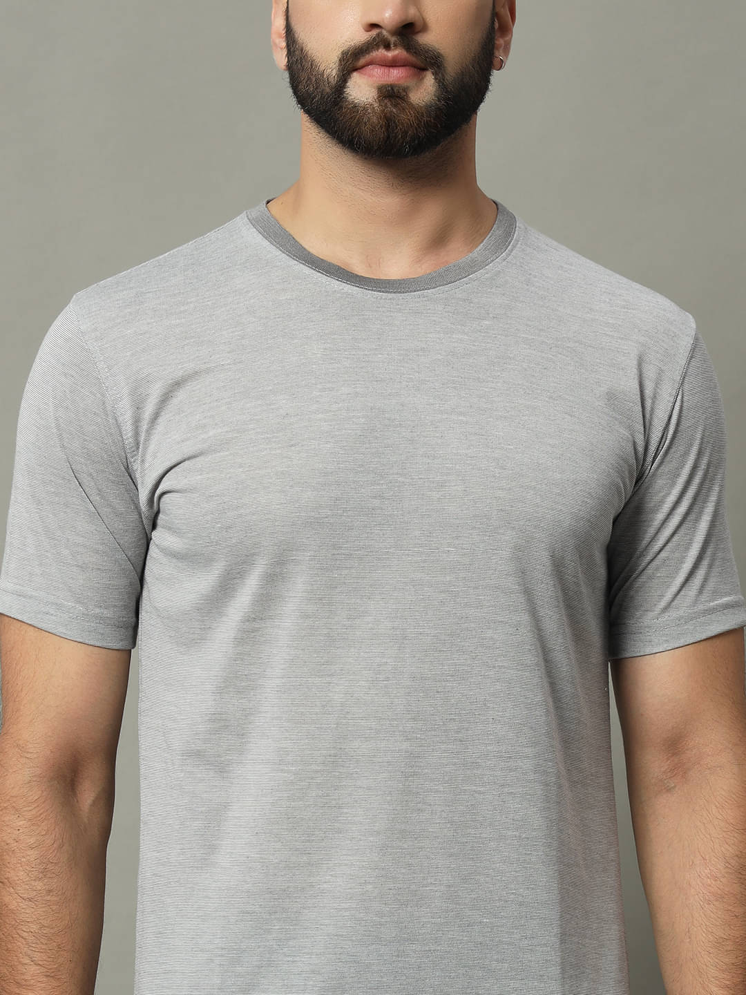 GET GOLF Cotton Blend Regular Fit Self Design Half Sleeves Men's Round T-Shirt - Grey ( Pack of 1 ) GET GOLF Cotton Blend Regular Fit Self Design Half Sleeves Men's Round T-Shirt - Grey ( Pack of 1 )