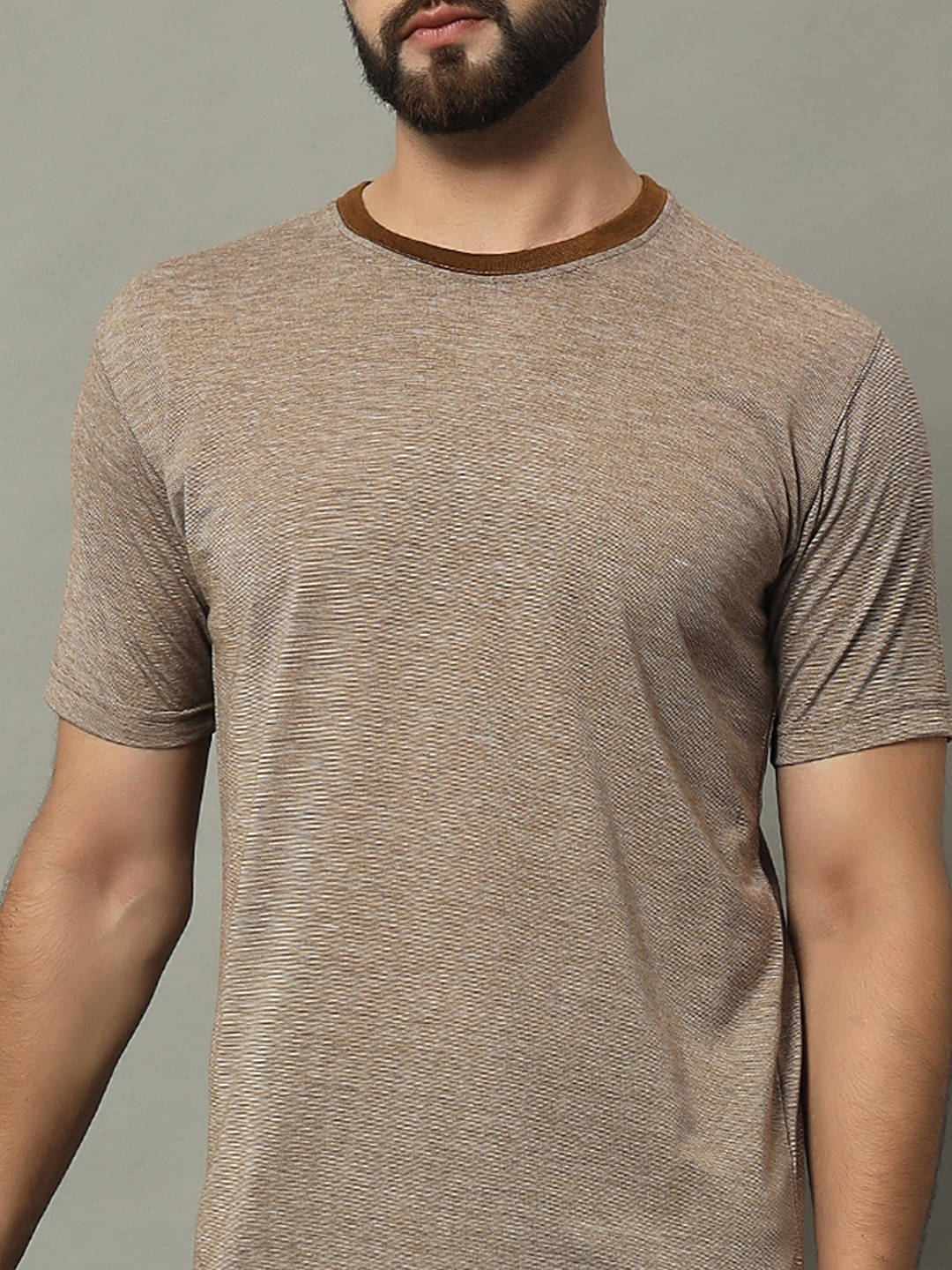 GET GOLF Cotton Blend Regular Fit Self Design Half Sleeves Men's Round T-Shirt - Brown ( Pack of 1 ) GET GOLF Cotton Blend Regular Fit Self Design Half Sleeves Men's Round T-Shirt - Brown ( Pack of 1 )