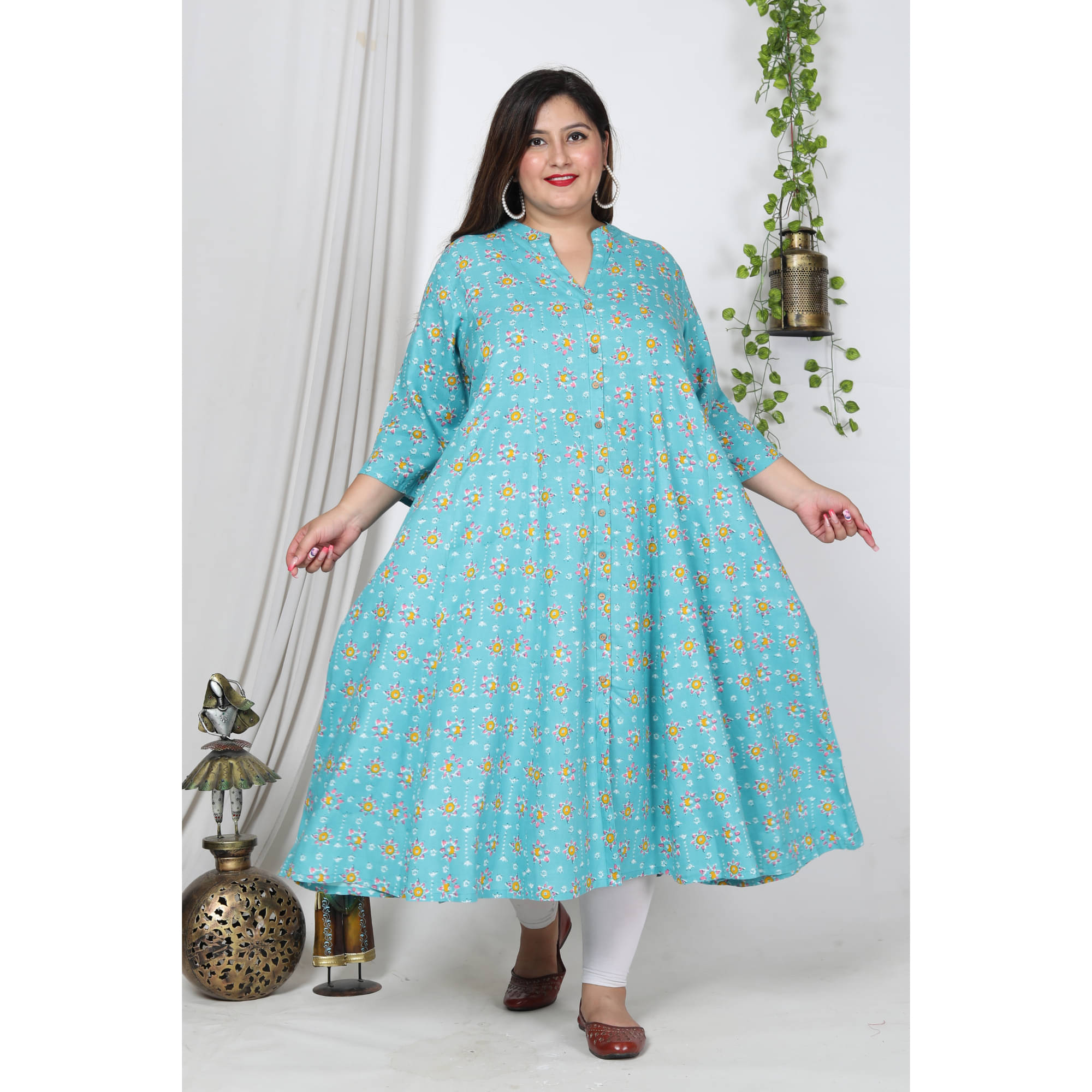 Swasti Pack of 1 Cotton Blend Printed Front Slit Women's Kurti - ( Blue )     			Swasti Pack of 1 Cotton Blend Printed Front Slit Women's Kurti - ( Blue )
