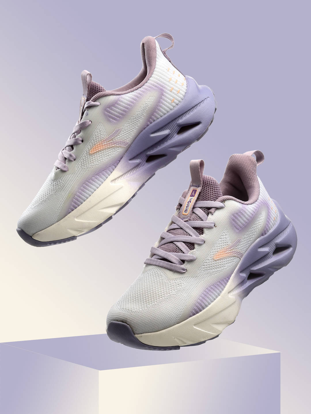 Action - White Women's Running Shoes Action - White Women's Running Shoes