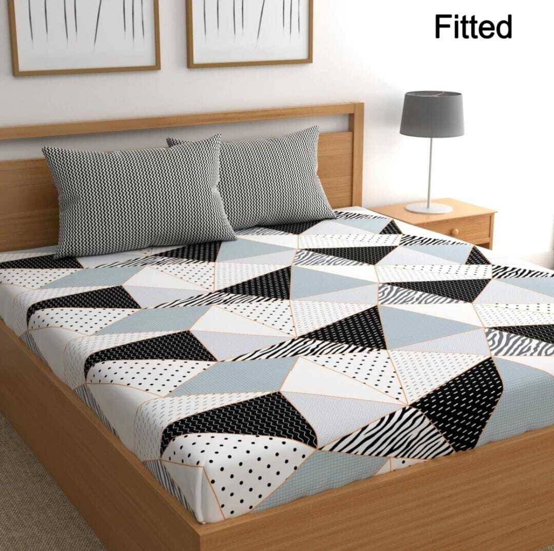     			NeLeo Poly Cotton Geometric Fitted 1 Bedsheet with 2 Pillow Covers ( King Size ) - White