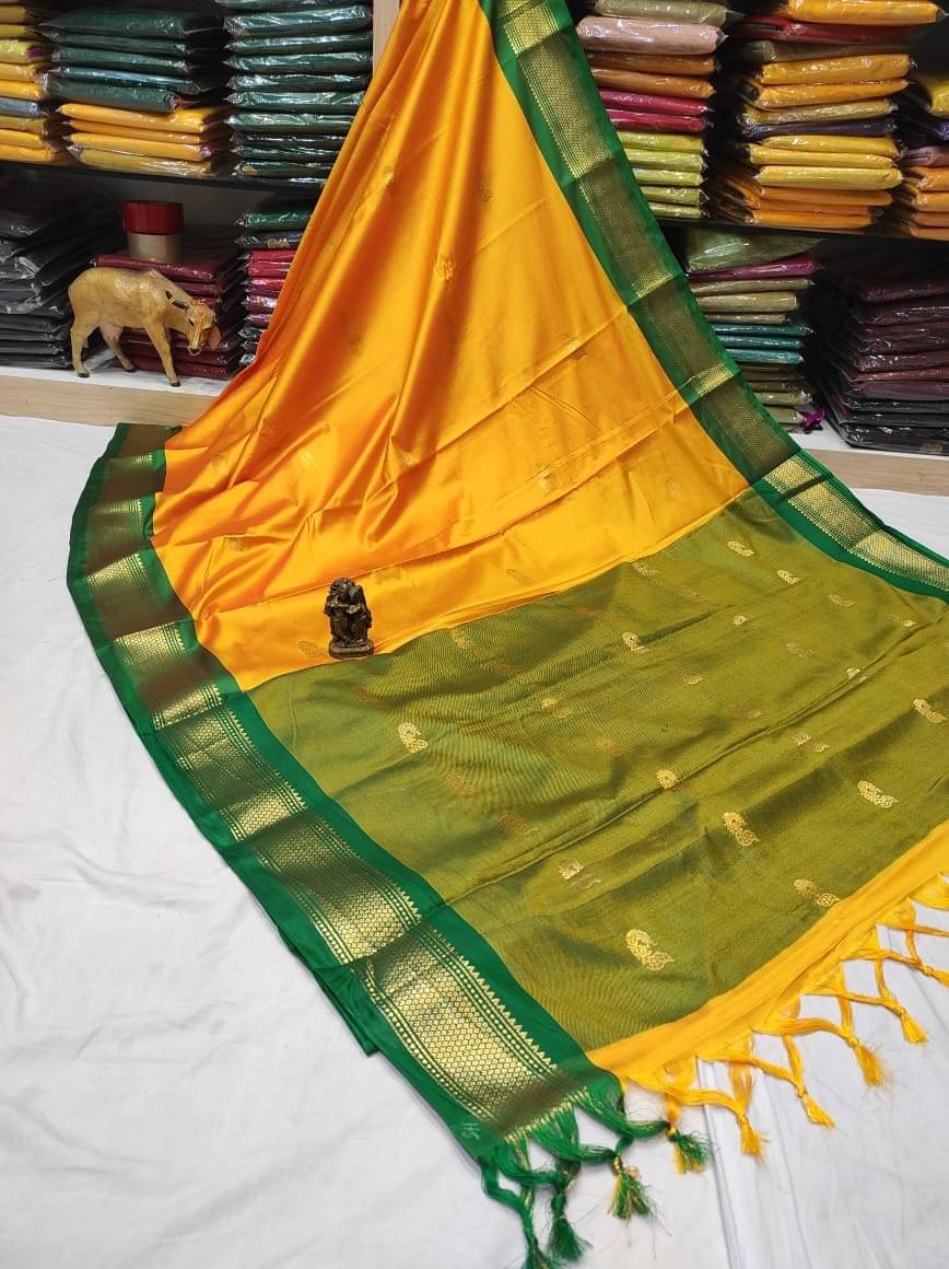     			FAB SILK Cotton Silk Woven Saree With Unstitched Blouse Piece ( Gold )