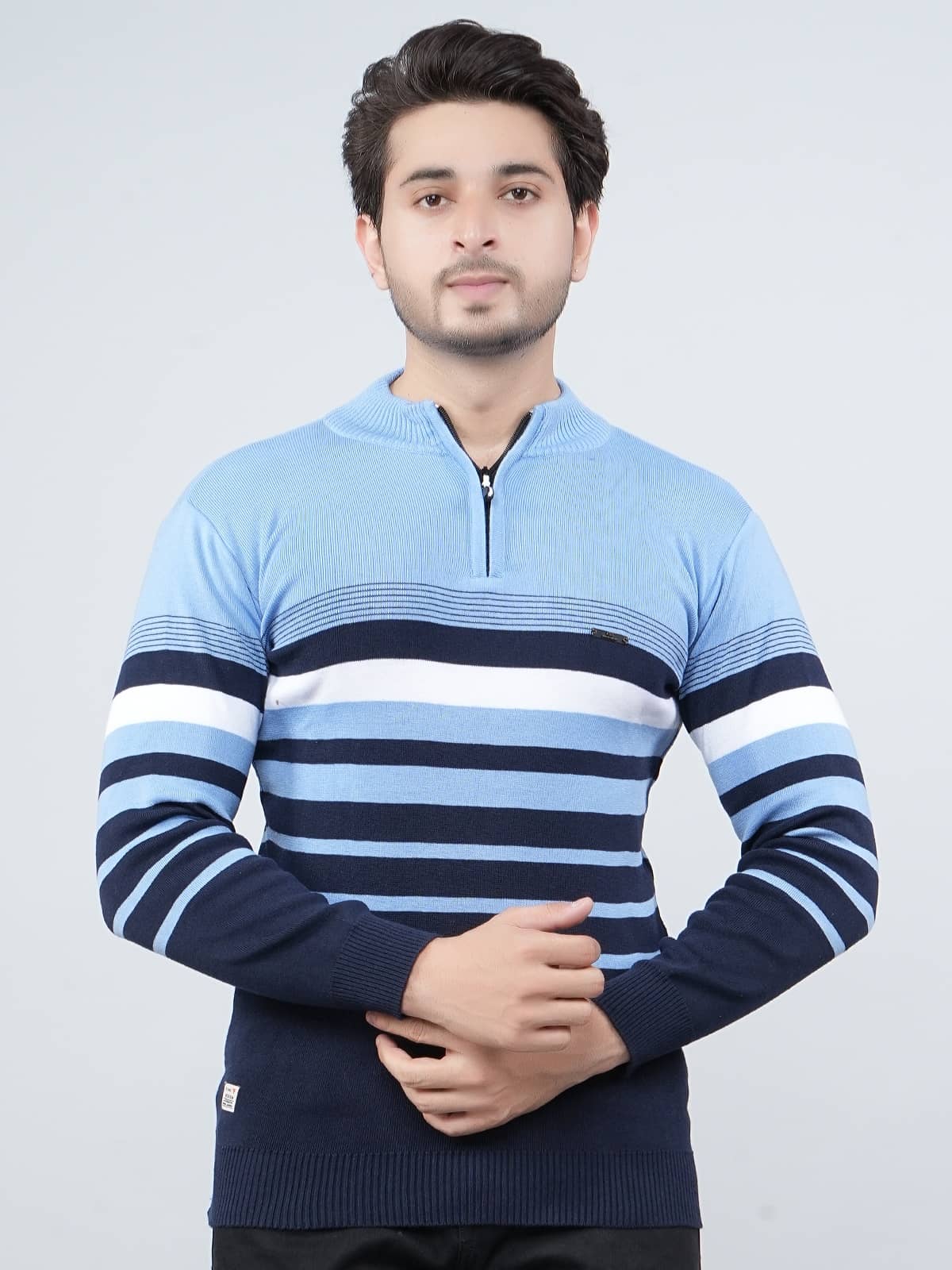 FEVERFEW Cotton Blend V-Neck Men's Full Sleeves Pullover Sweater - Light Blue ( Pack of 1 )