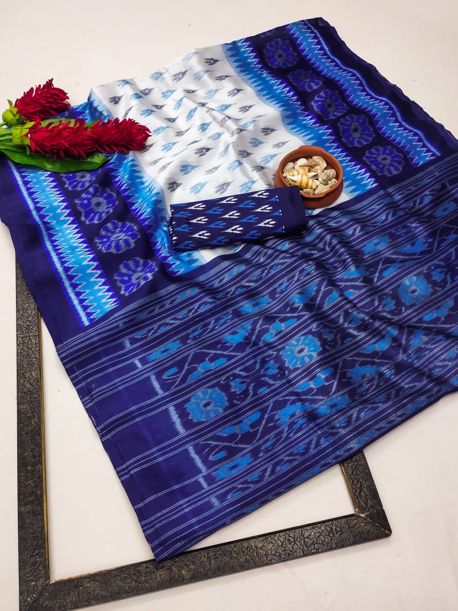 Kanooda Prints Art Silk Printed Saree With Unstitched Blouse Piece ( Blue ) Kanooda Prints Art Silk Printed Saree With Unstitched Blouse Piece ( Blue )