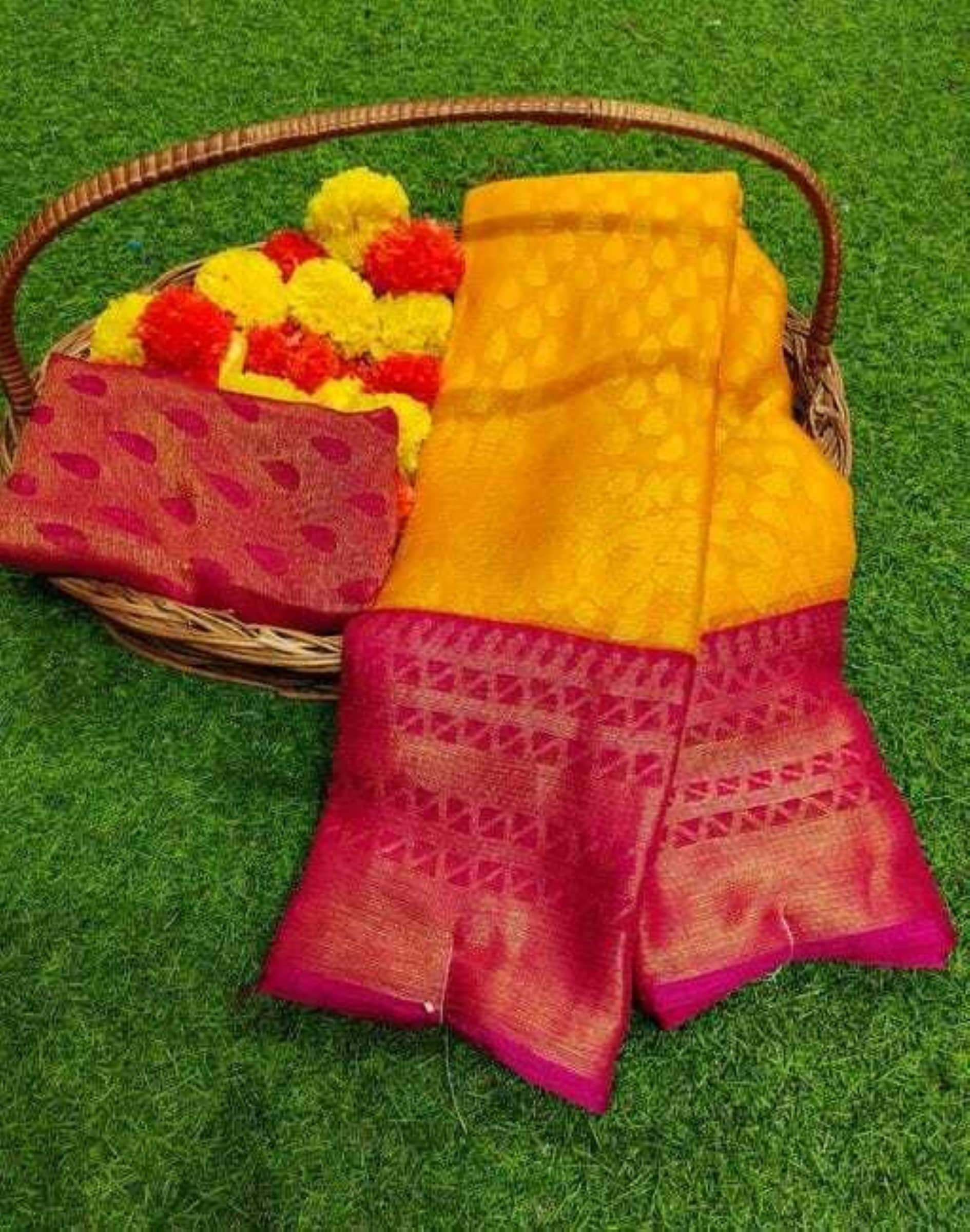 Kanooda Prints Brasso Woven Saree With Unstitched Blouse Piece ( Multicolor ) - Sarees | Buy online on ZillyBuy