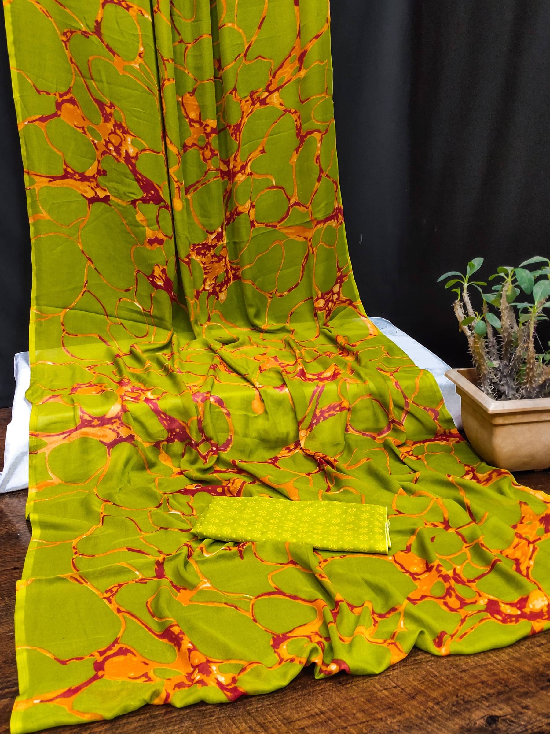     			Kanooda Prints Georgette Printed Saree With Unstitched Blouse Piece ( Green )