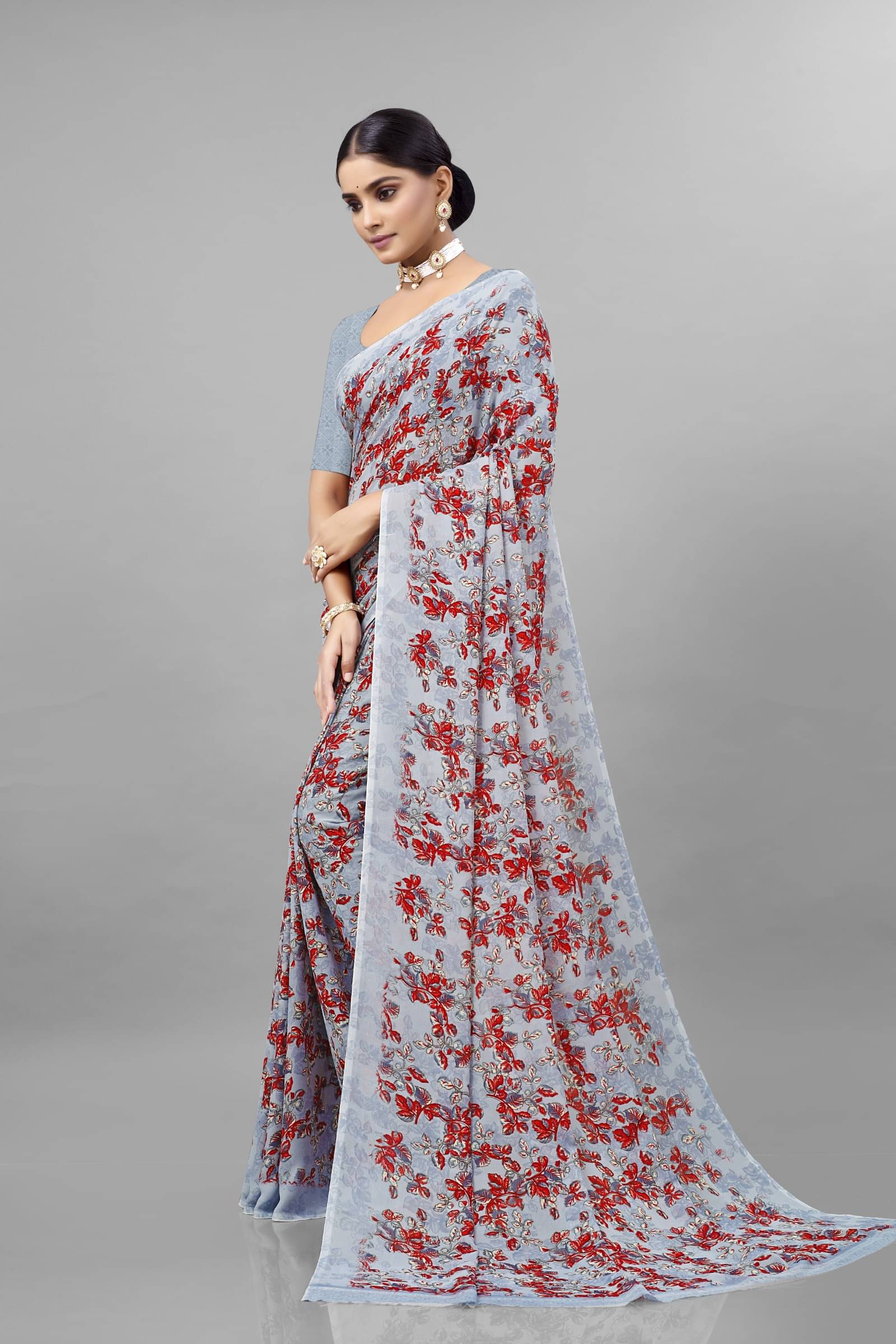 Kanooda Prints Georgette Printed Saree With Unstitched Blouse Piece ( Grey ) Kanooda Prints Georgette Printed Saree With Unstitched Blouse Piece ( Grey )