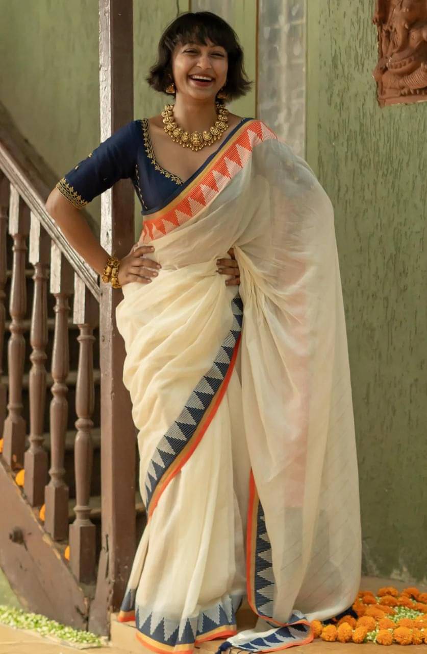 SARADA HANDLOOM Cotton Printed Saree With Unstitched Blouse Piece ( Off White ) SARADA HANDLOOM Cotton Printed Saree With Unstitched Blouse Piece ( Off White )