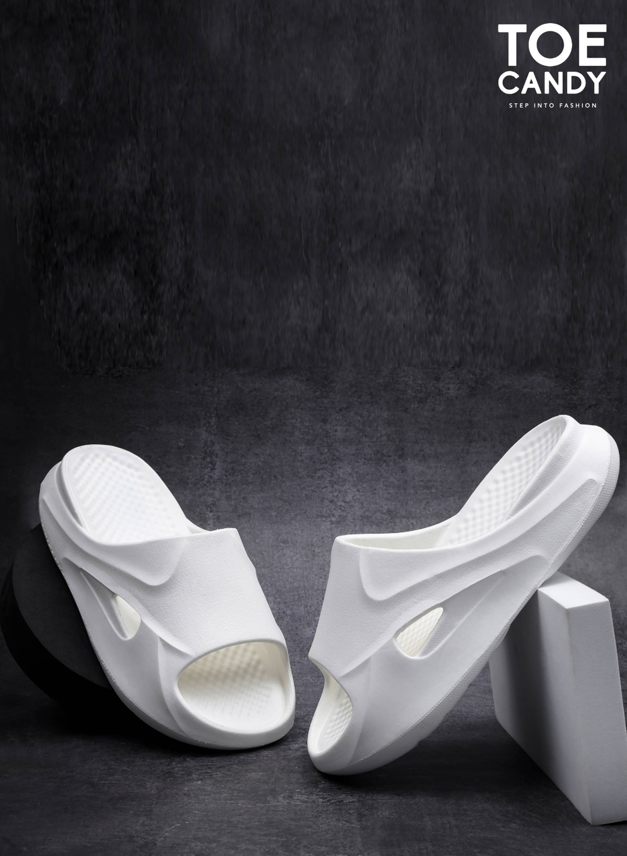     			TOE CANDY Off White Men's Slide Flip Flop