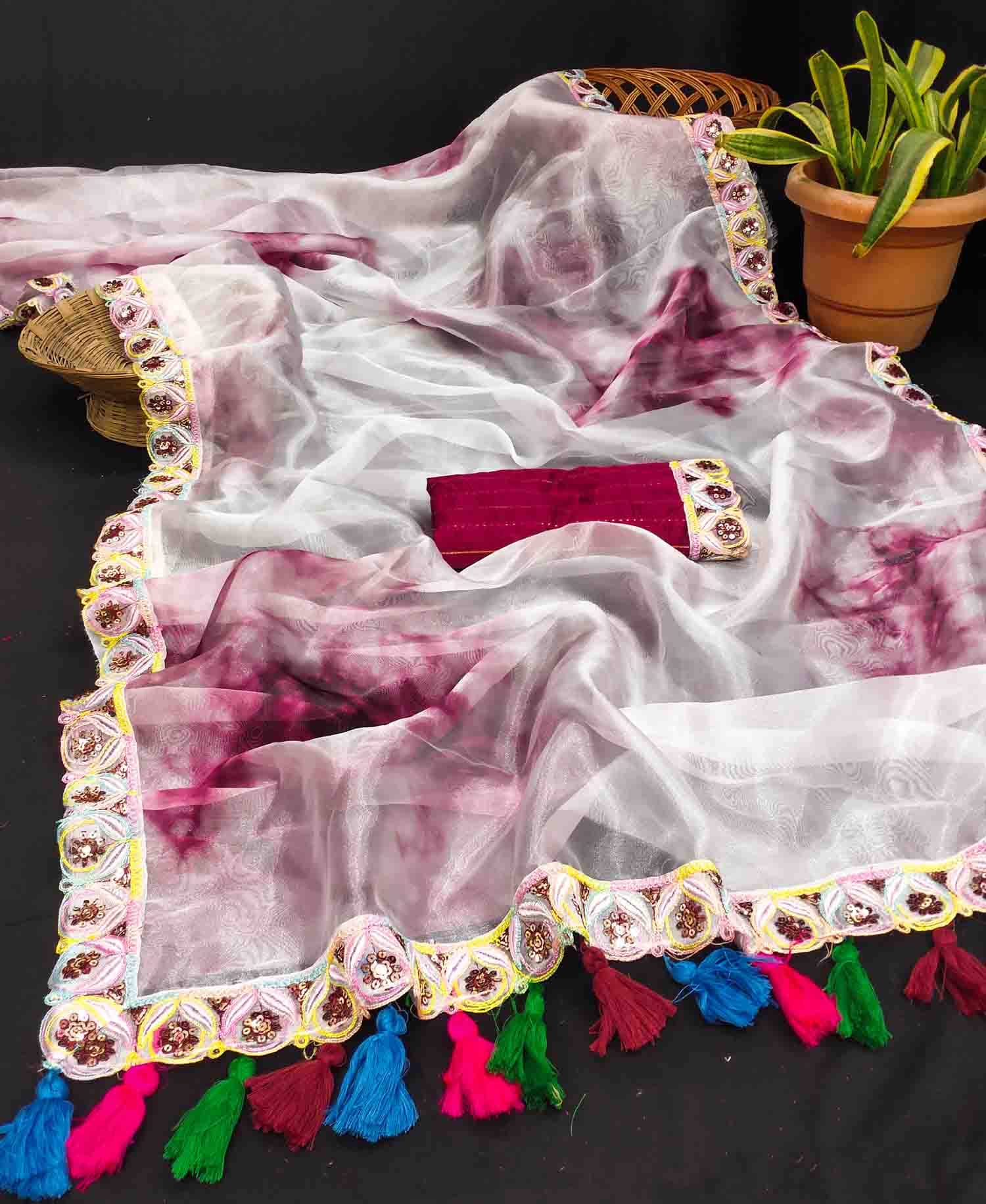 BAYUPRI Organza Embellished Saree With Unstitched Blouse Piece ( White,Pink ) - Sarees | Buy online on ZillyBuy